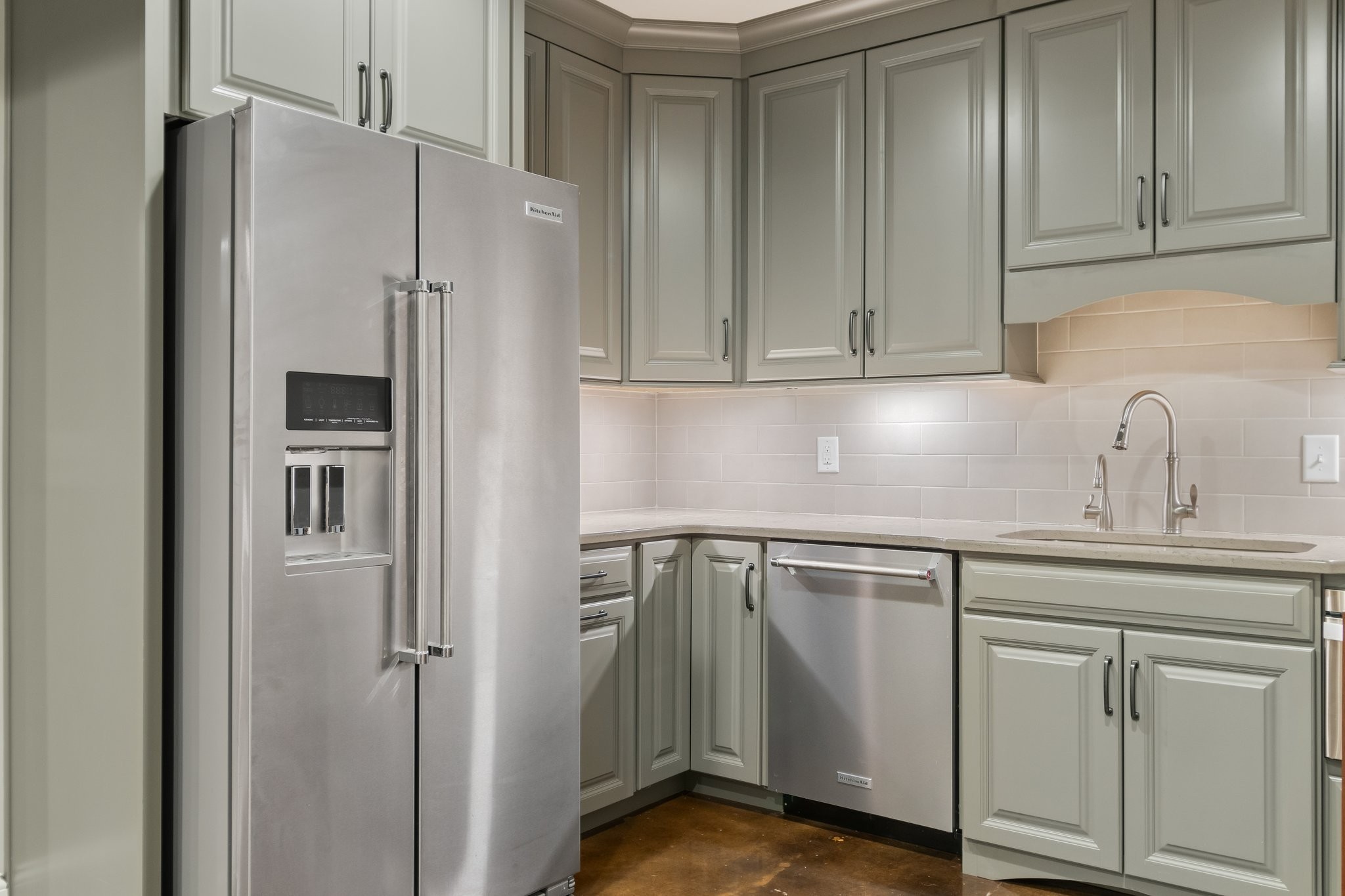 340 White Swans Crossing