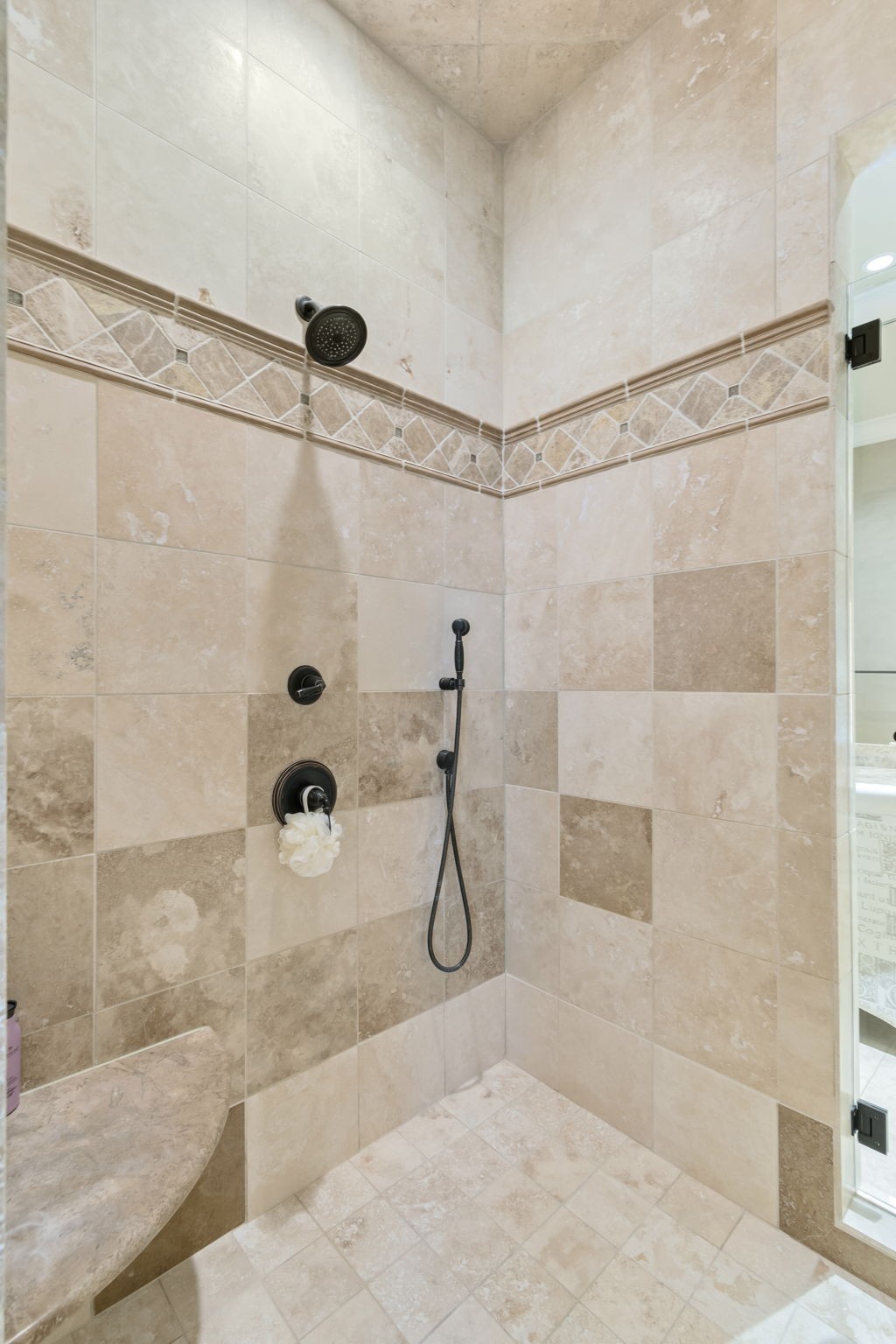 340 White Swans Crossing