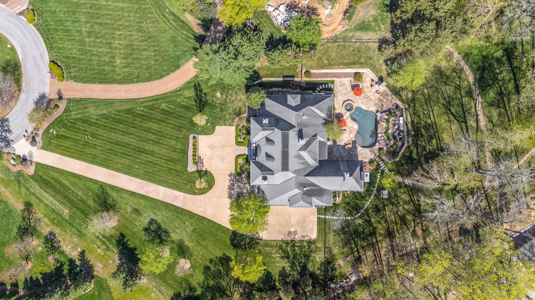 340 White Swans Crossing