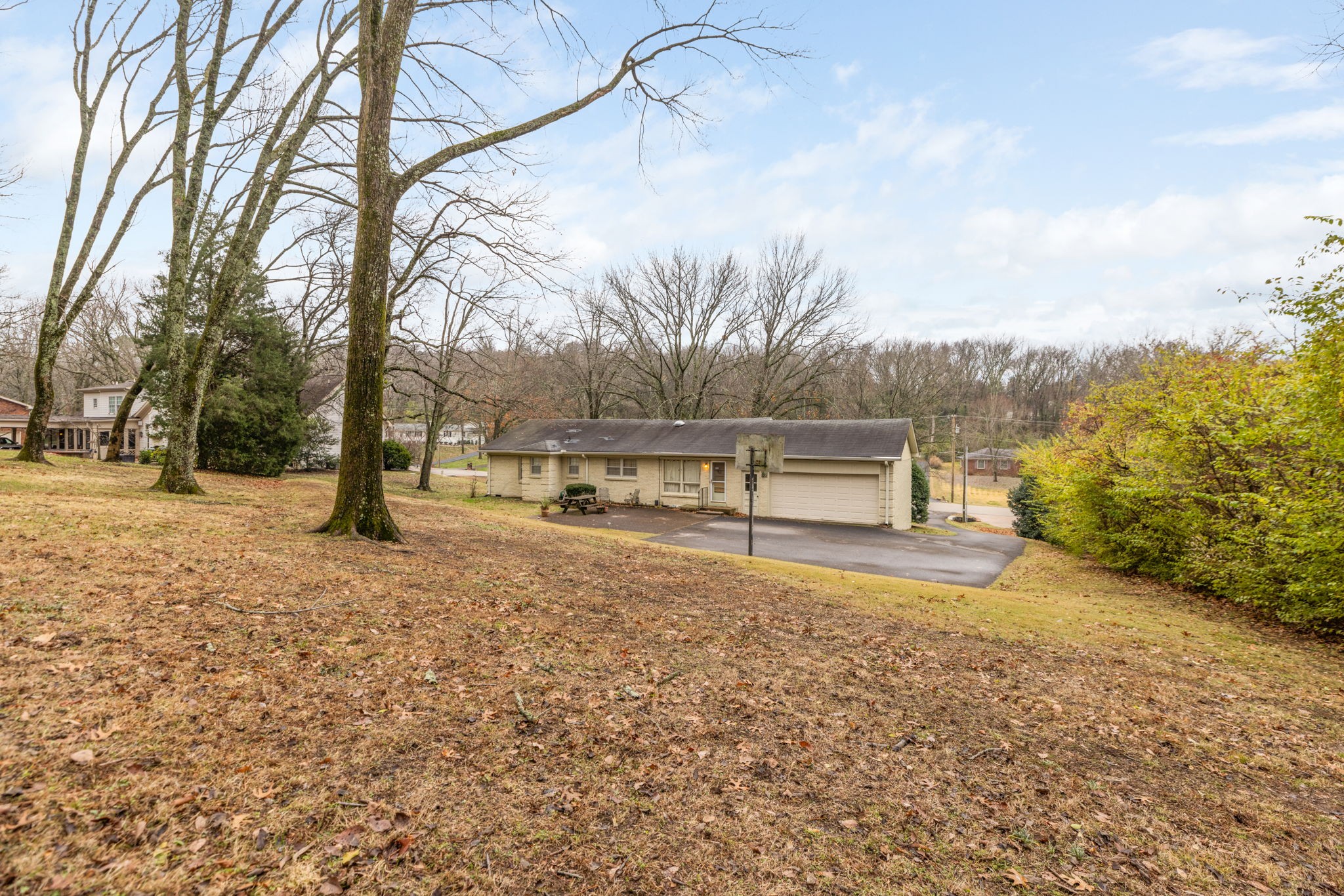 1326 Burton Valley Rd