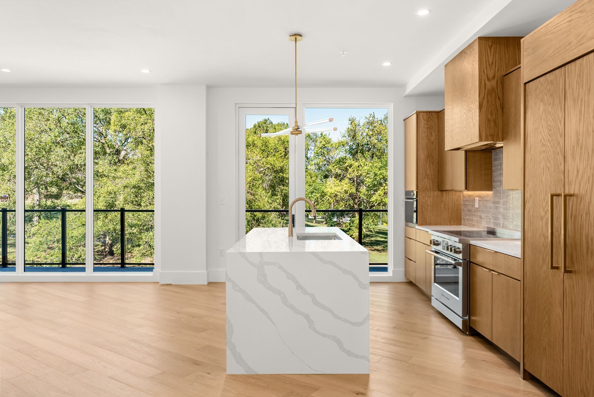 321 31st Ave, N Unit: 415