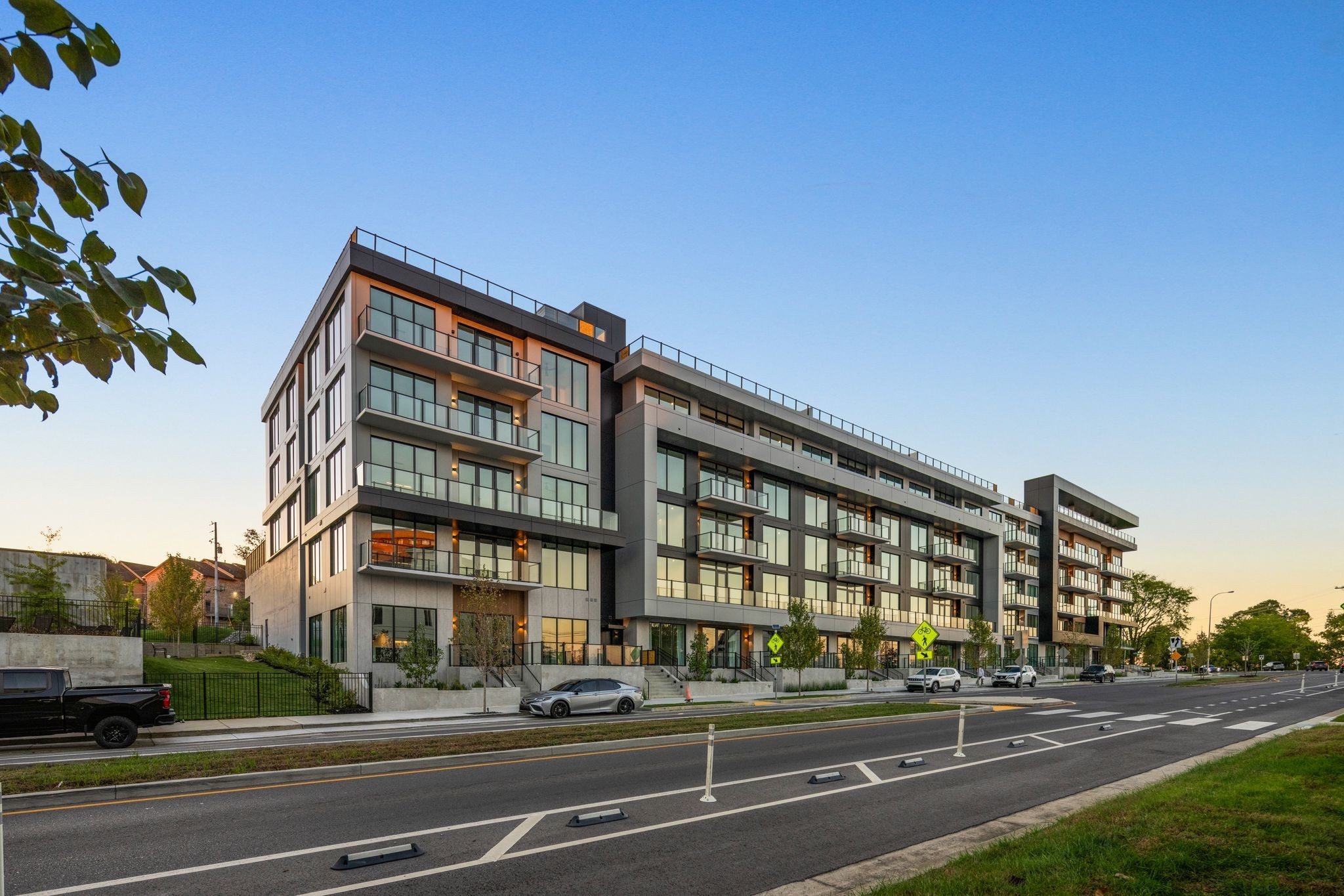 321 31st Ave, N Unit: 415