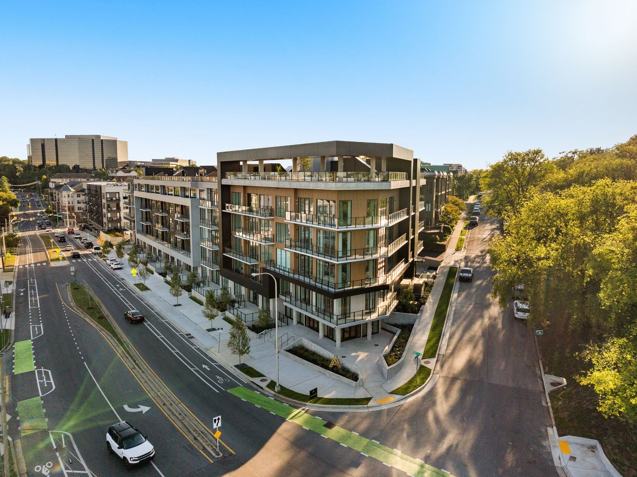 321 31st Ave, N Unit: 415