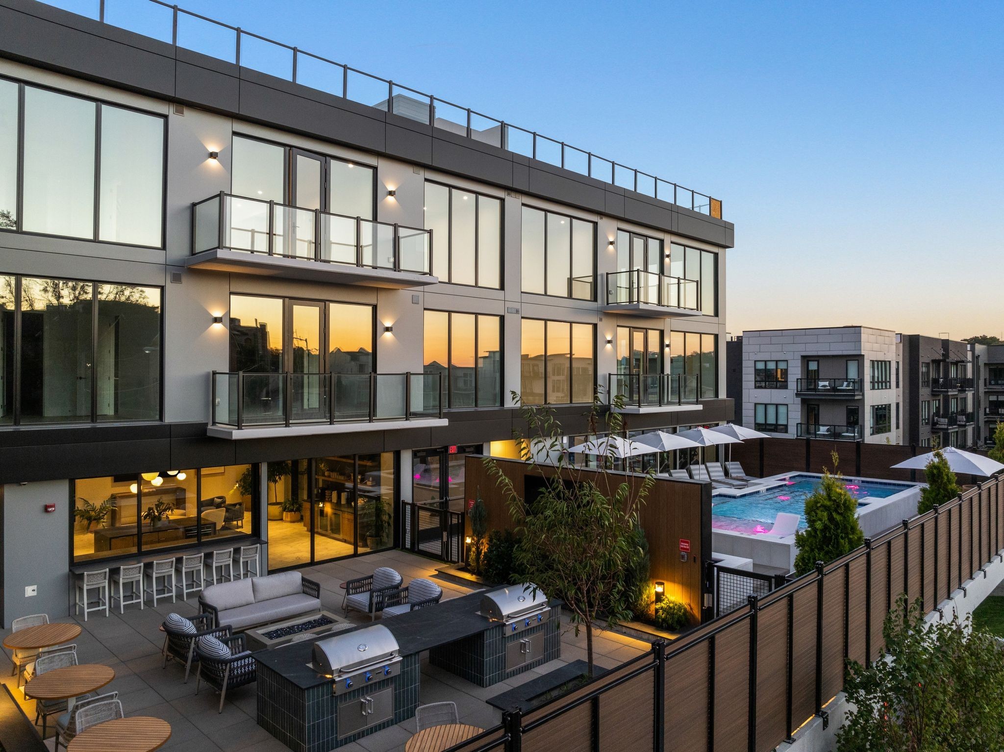 321 31st Ave, N Unit: 415