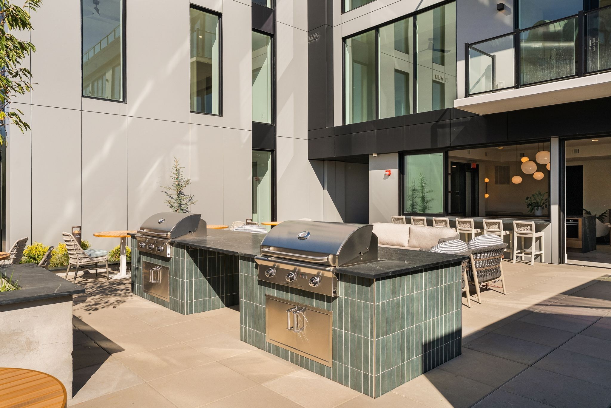 321 31st Ave, N Unit: 415