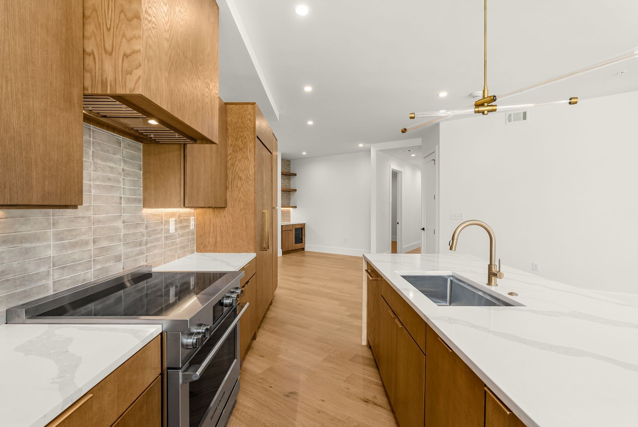 321 31st Ave, N Unit: 415