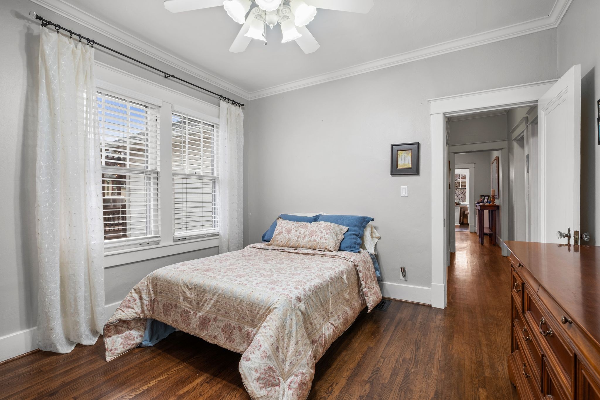 2806 Westmoreland Dr