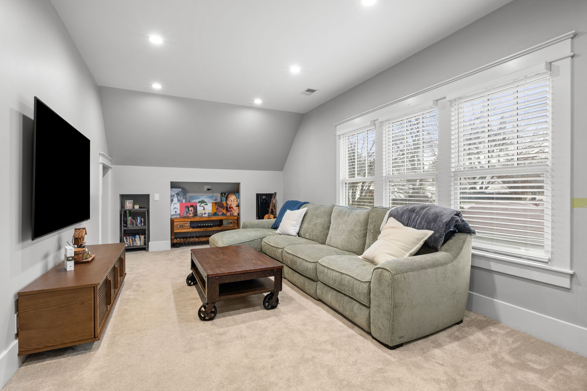 2806 Westmoreland Dr