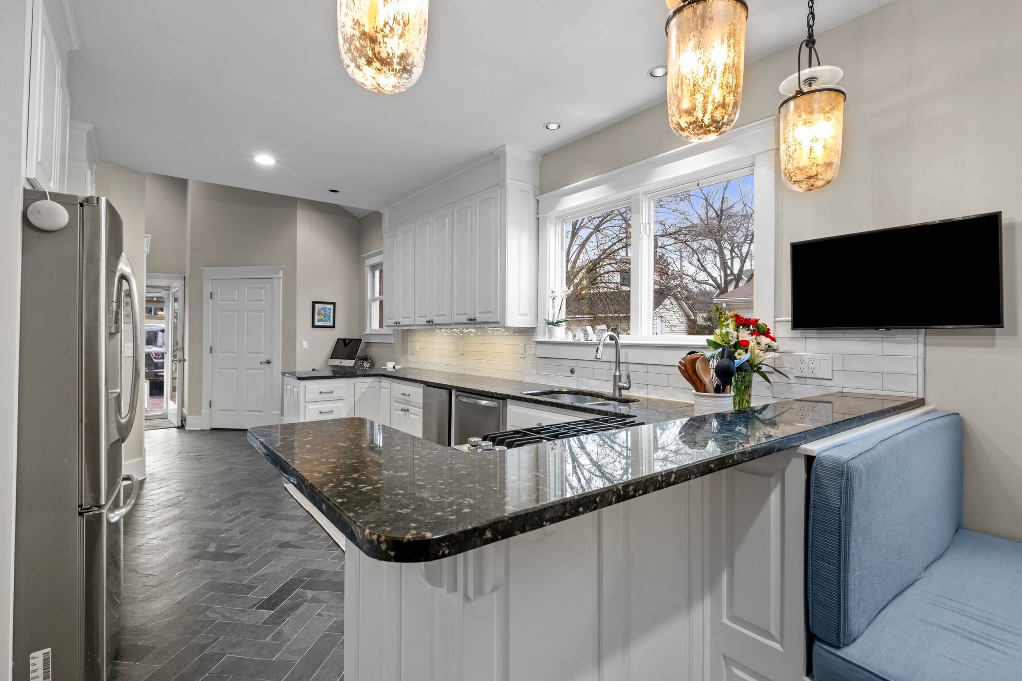 2806 Westmoreland Dr