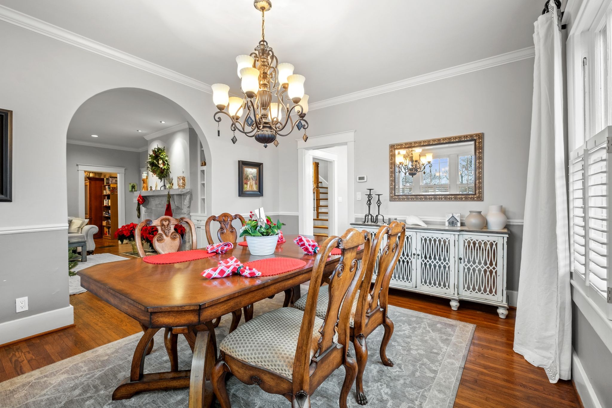 2806 Westmoreland Dr