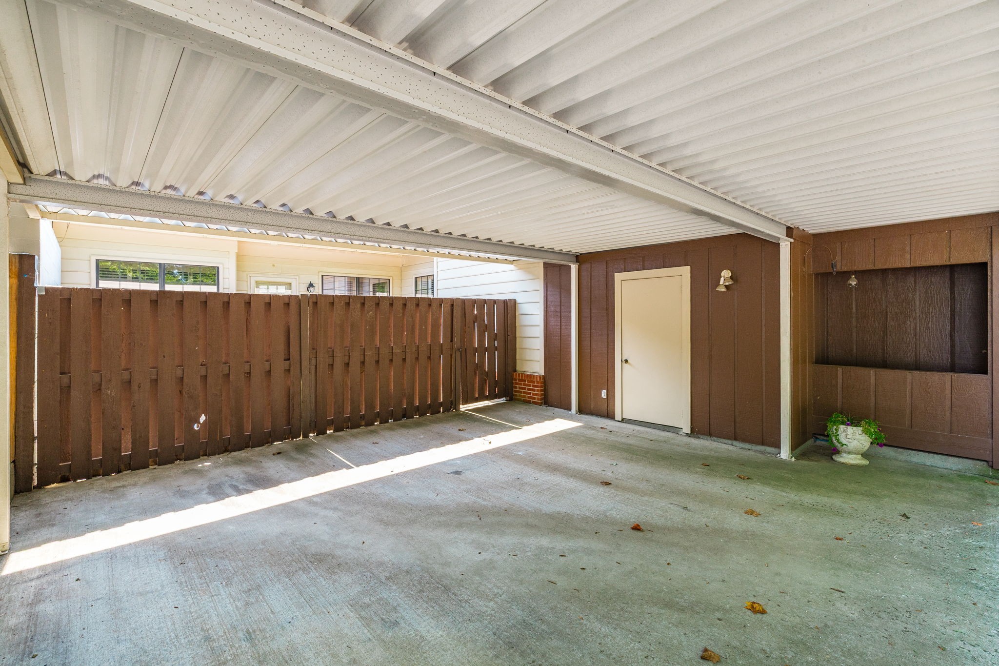 1526 Brentwood Pointe