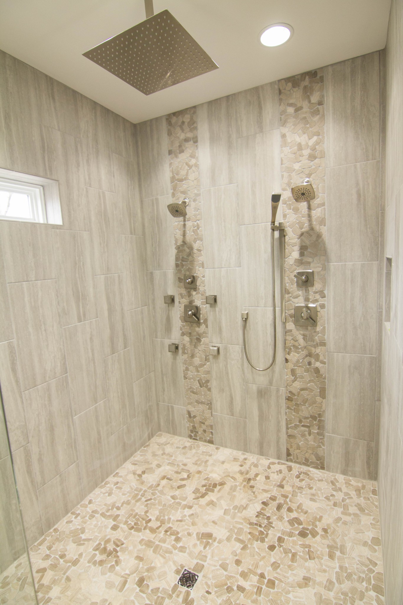 910 11th Ave, N Unit: A