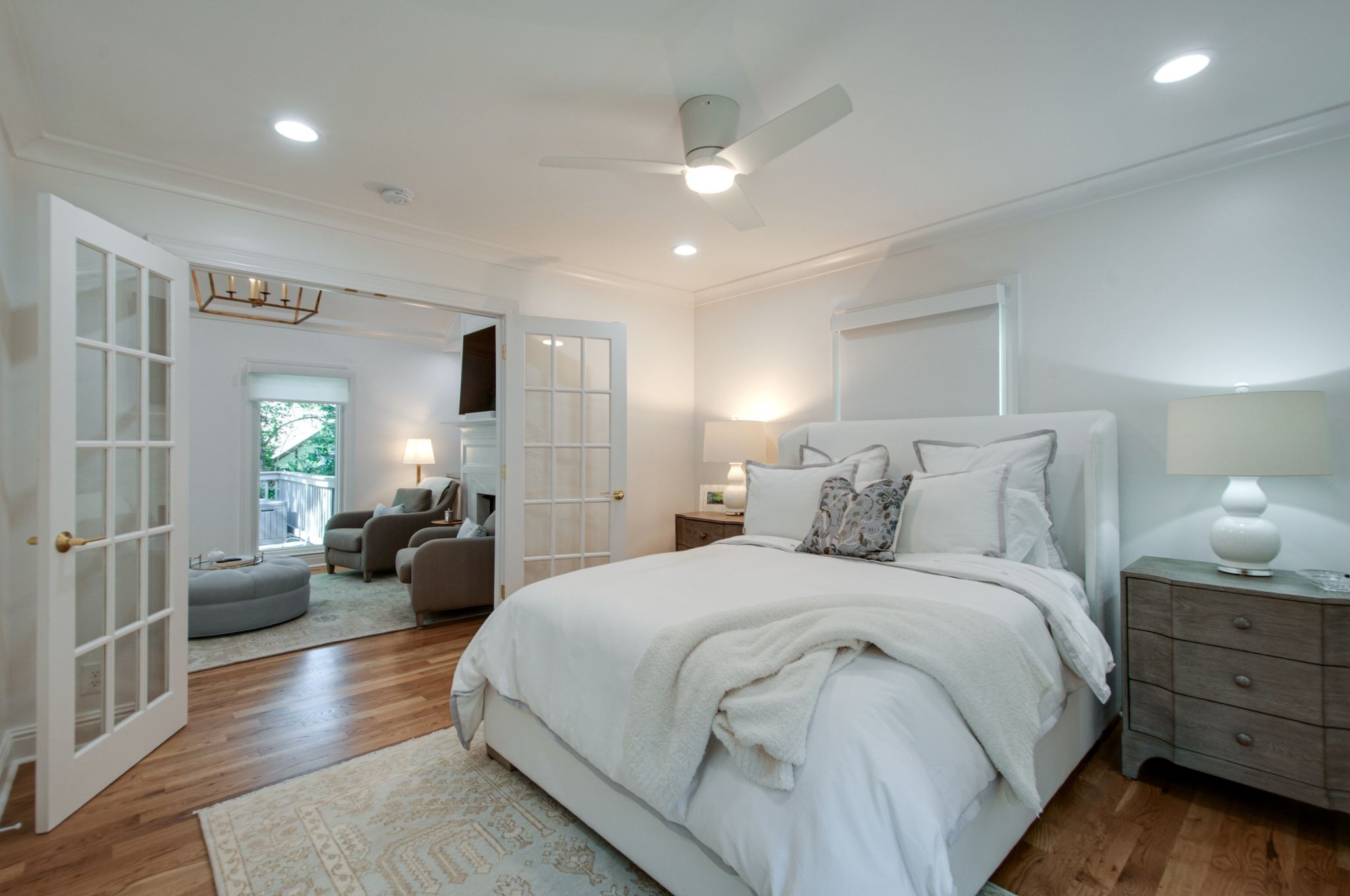 3803 Woodmont Ln Unit: A