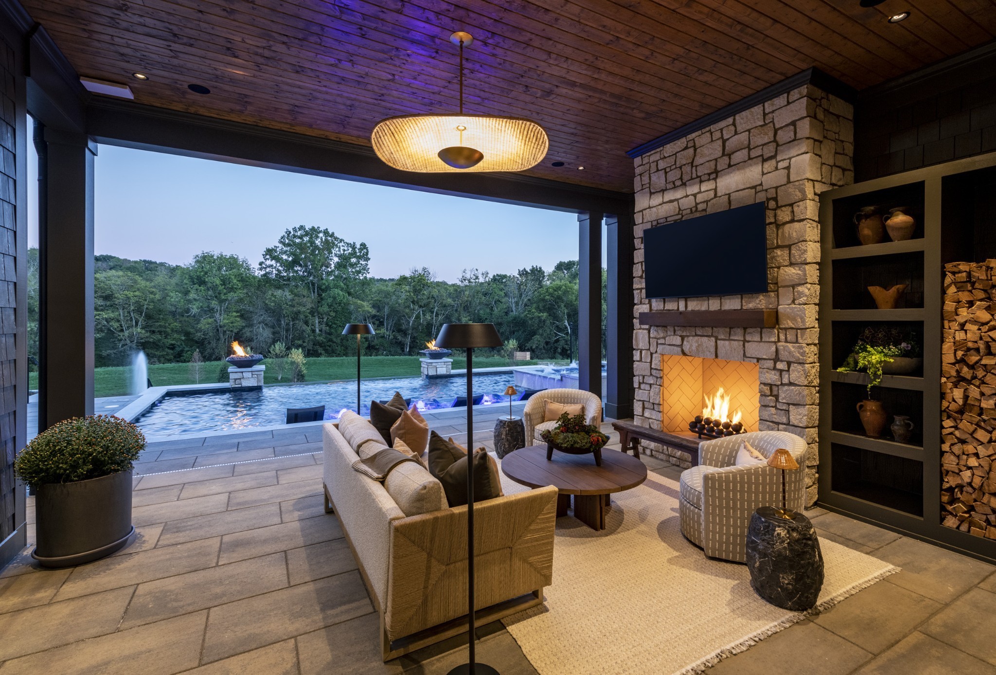 1716 Southwick Drive