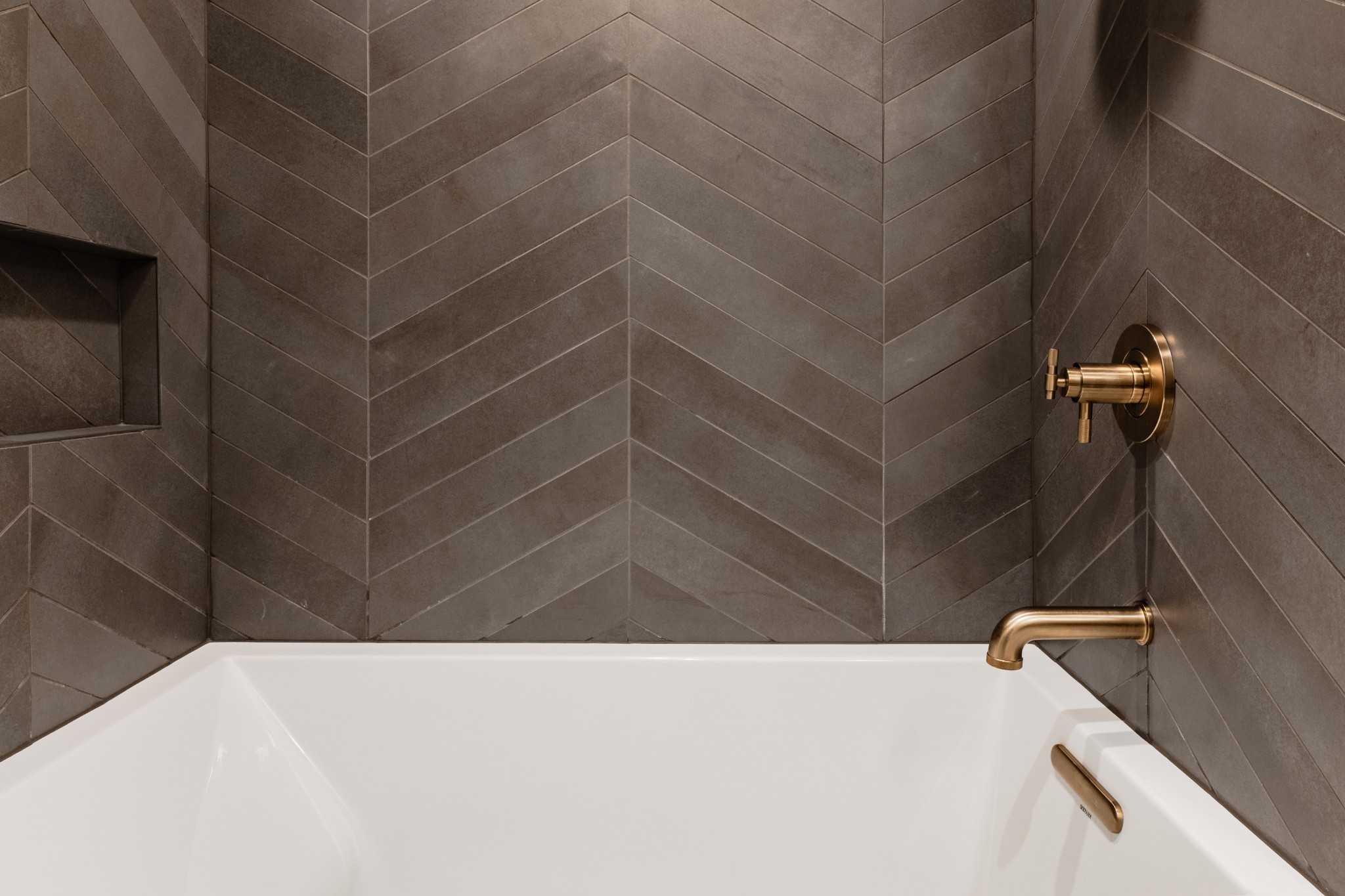 1616 West End Ave Unit: 2304