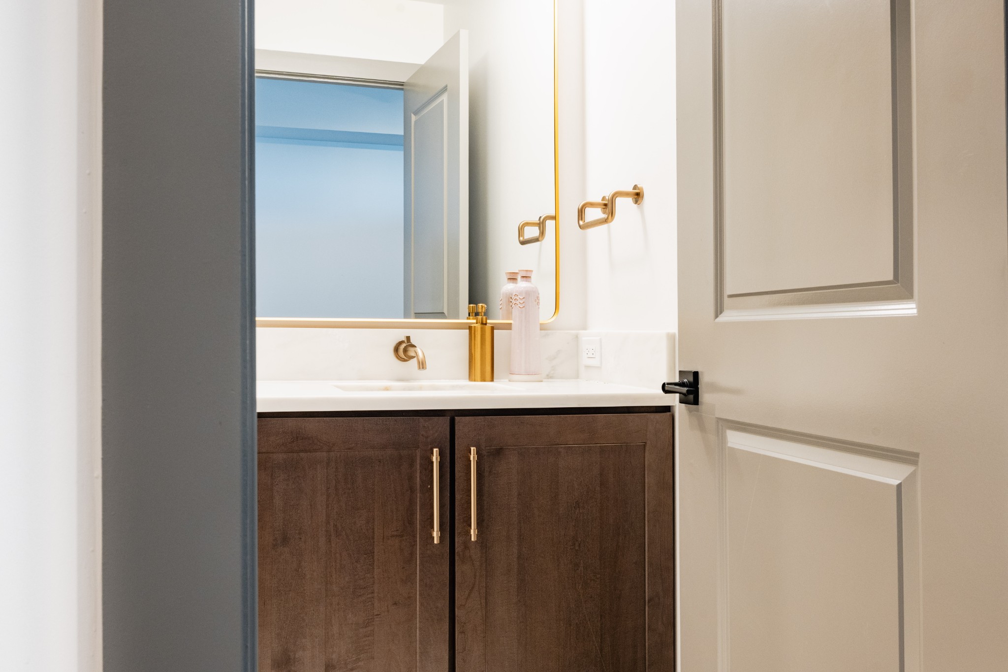 1616 West End Ave Unit: 2304