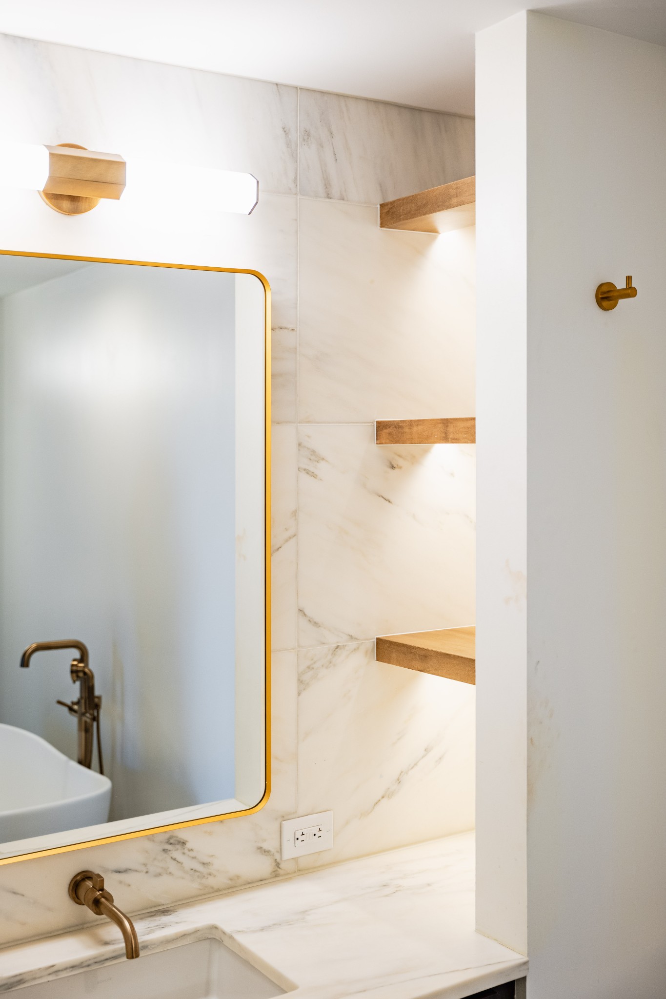 1616 West End Ave Unit: 2304