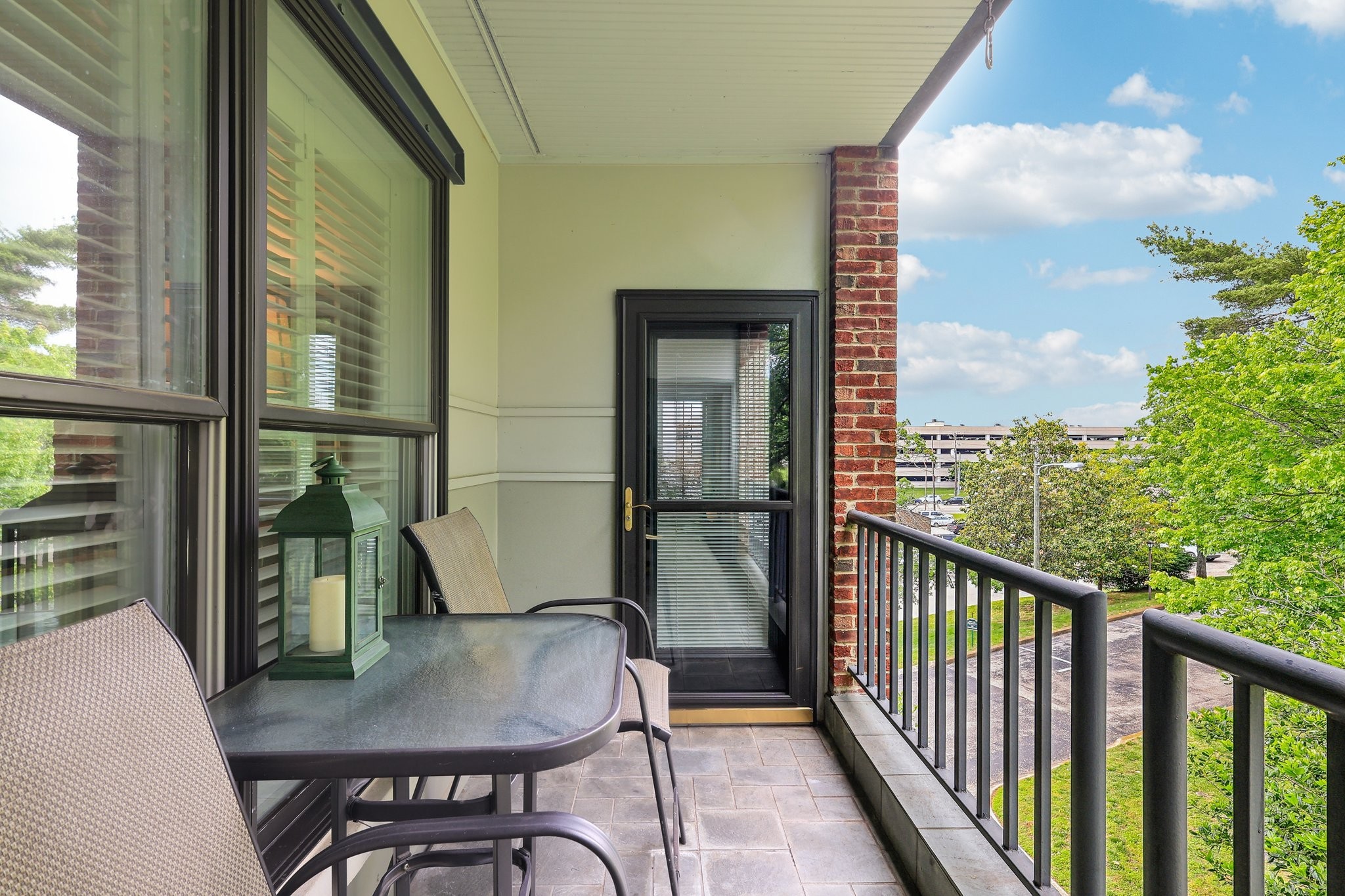 4040 Woodlawn Dr Unit: 30