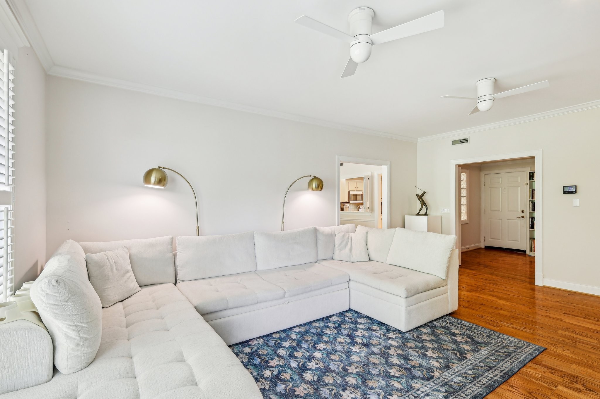 4040 Woodlawn Dr Unit: 30