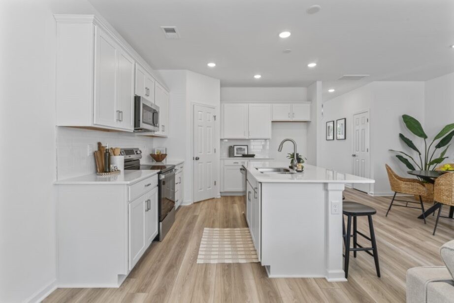 2900 Suzanne Landon Dr Unit: L5