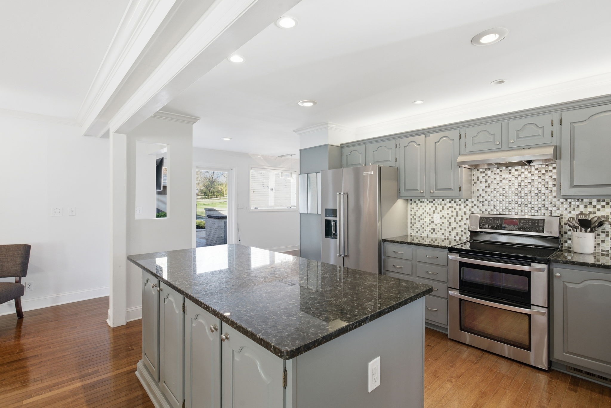 714 Farrell Rd