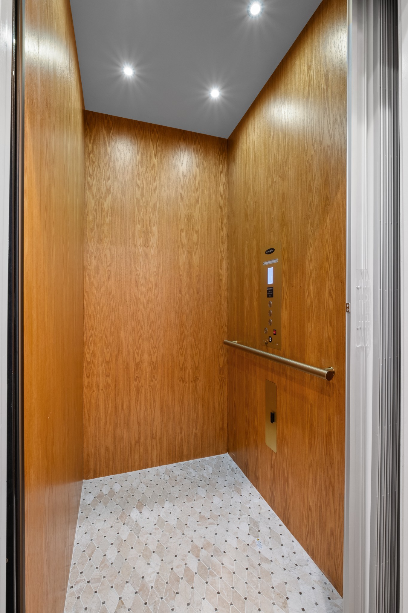 4024 General Bate Dr