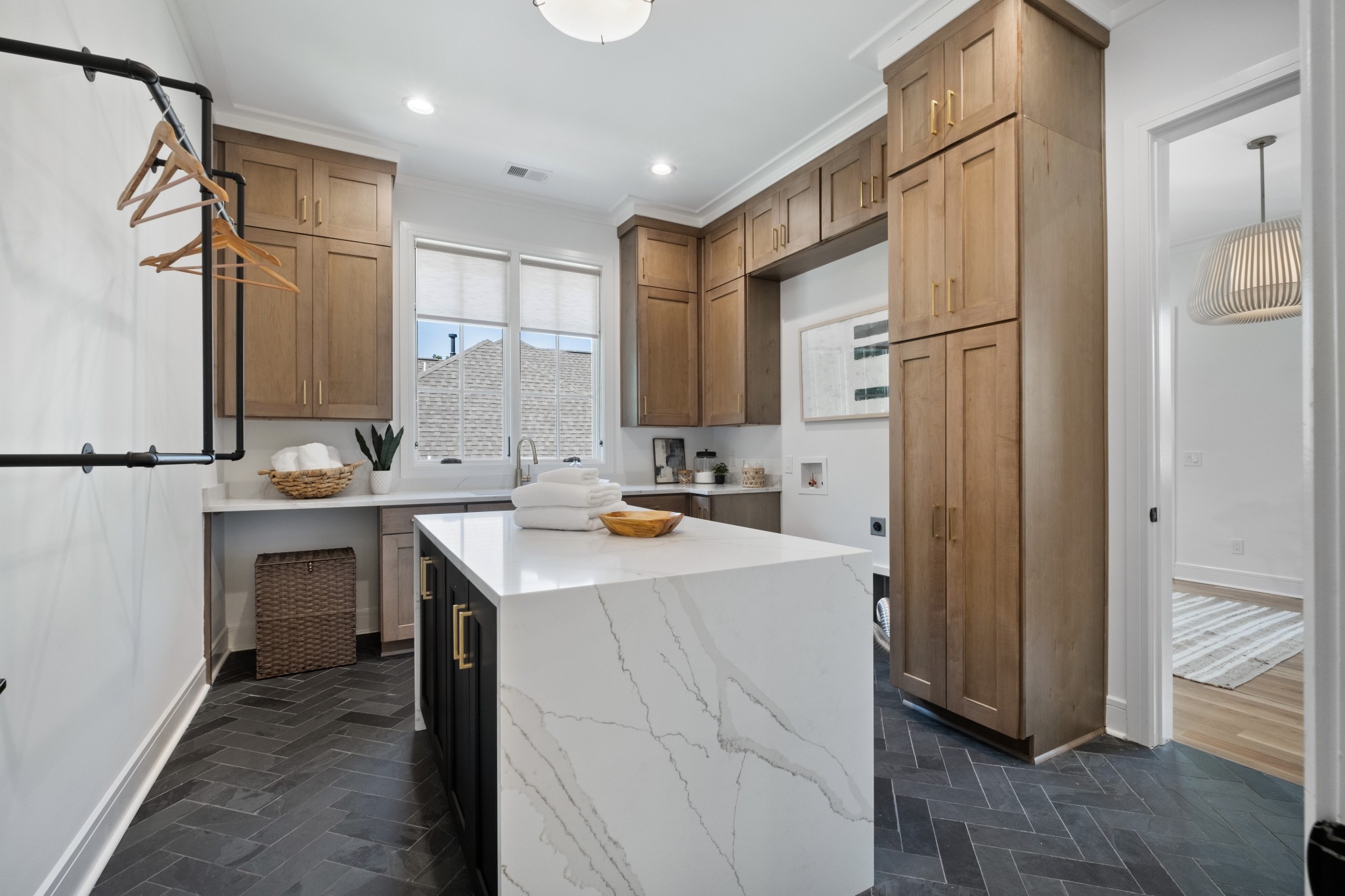 4024 General Bate Dr