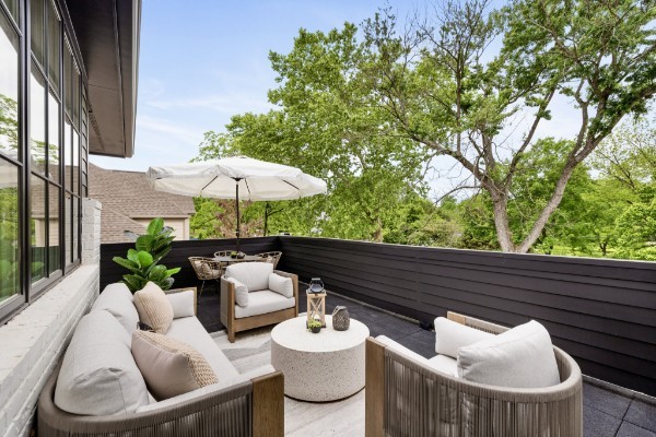 4024 General Bate Dr