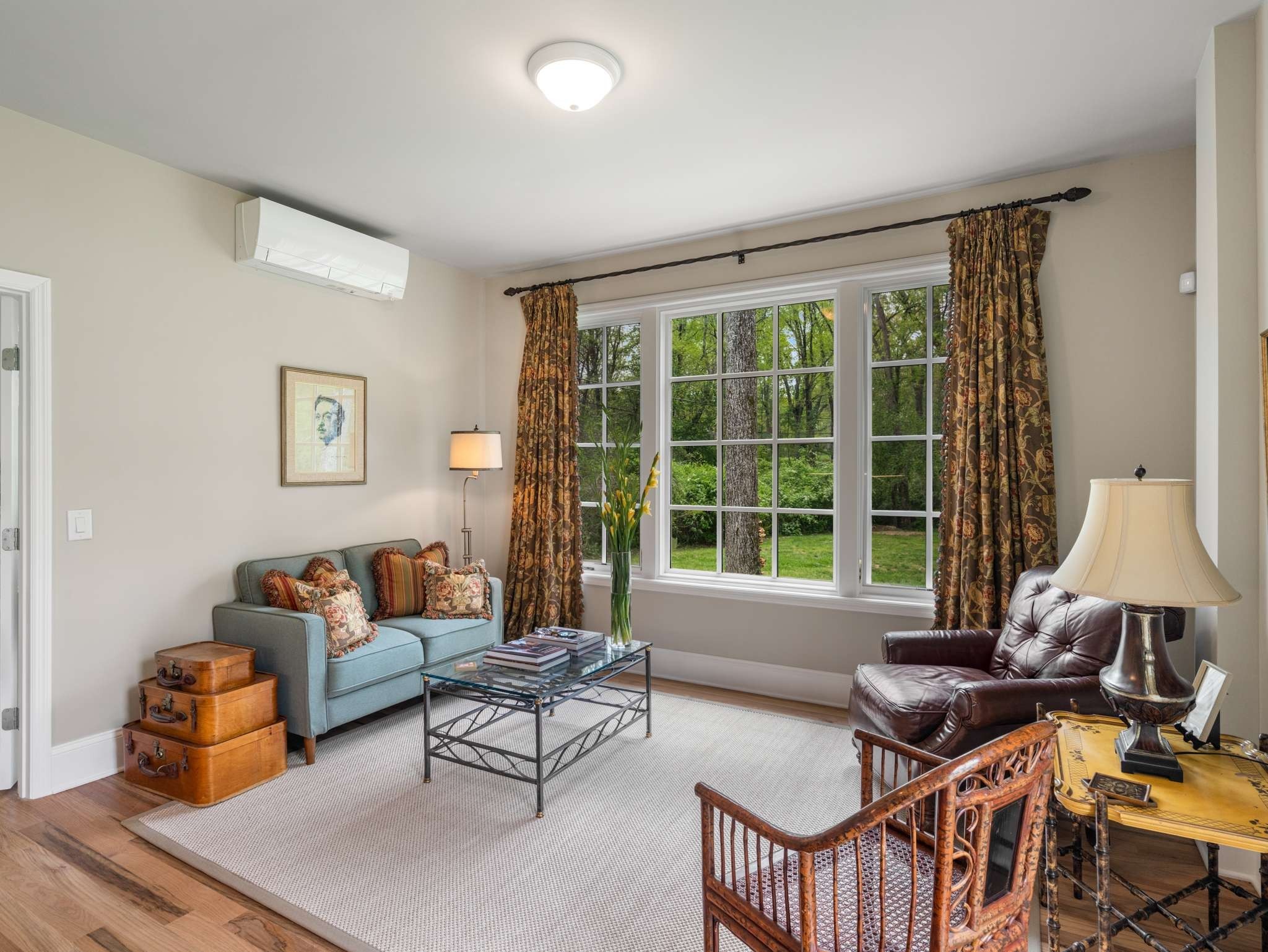 305 Davidson Rd