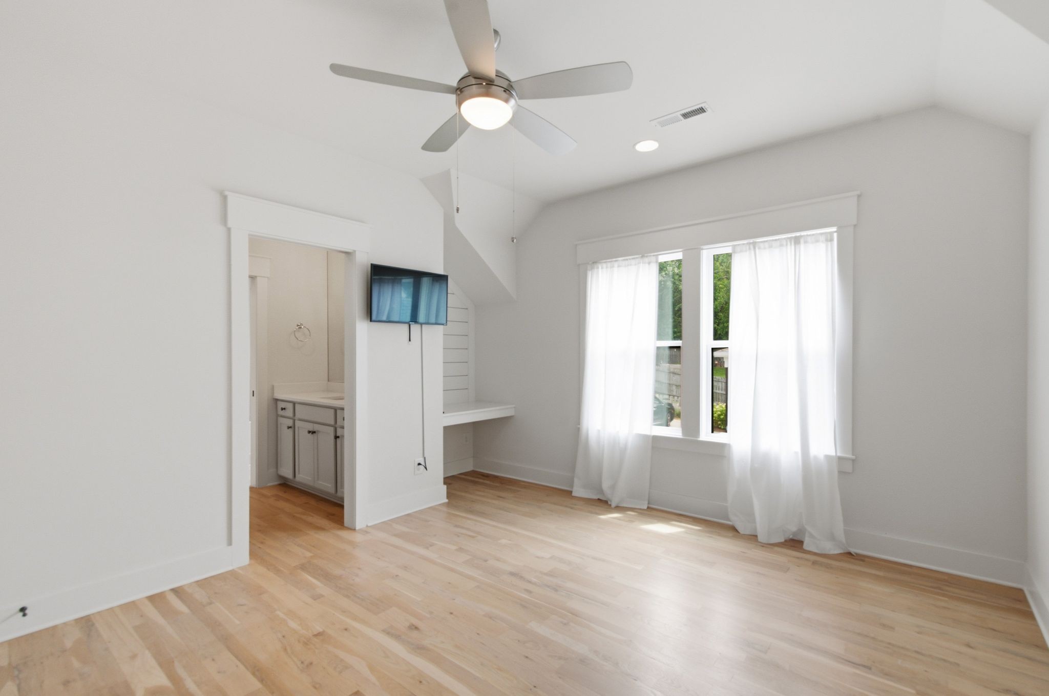118 Cheekwood Ter