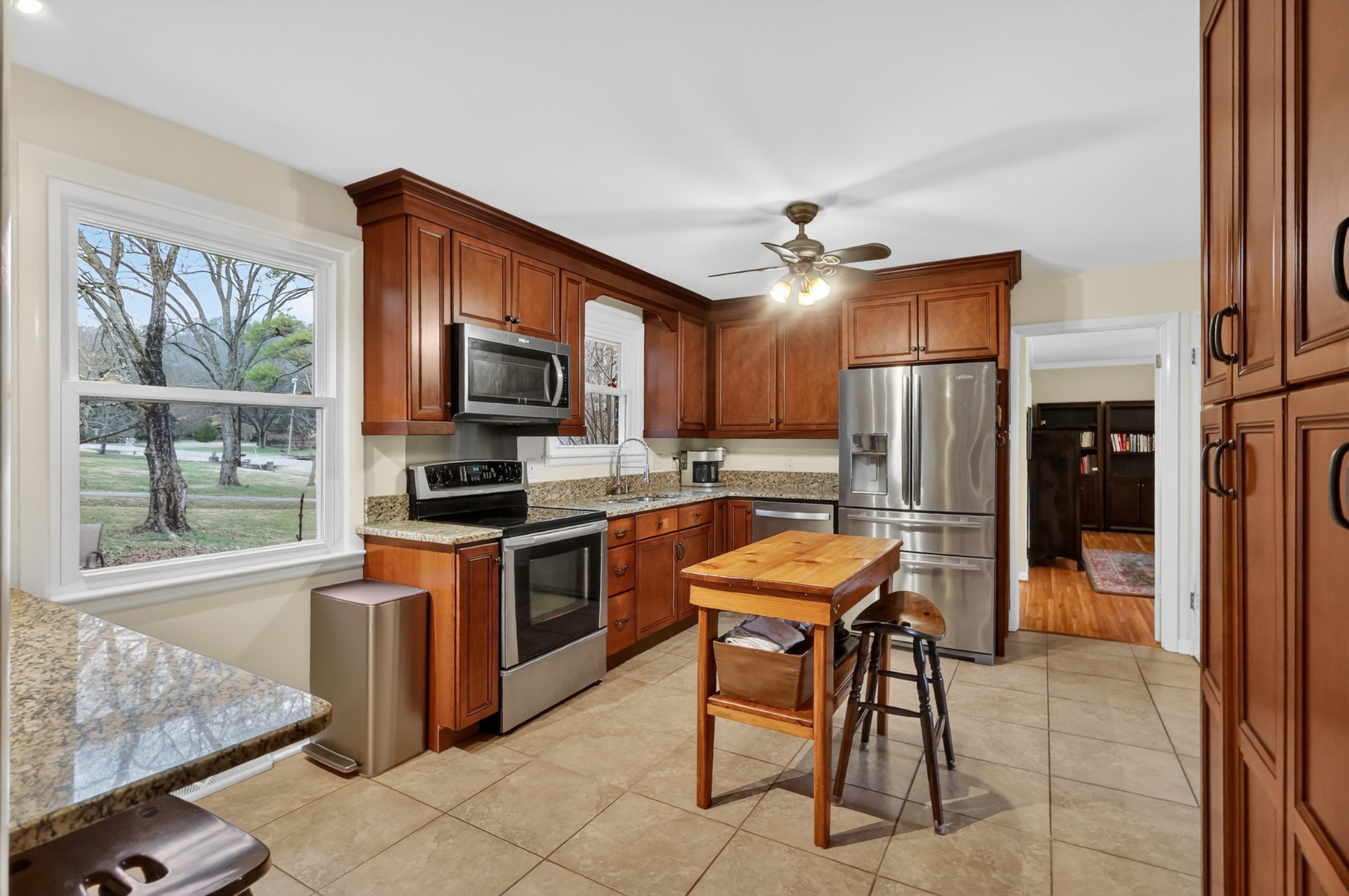 800 Cammack Ct