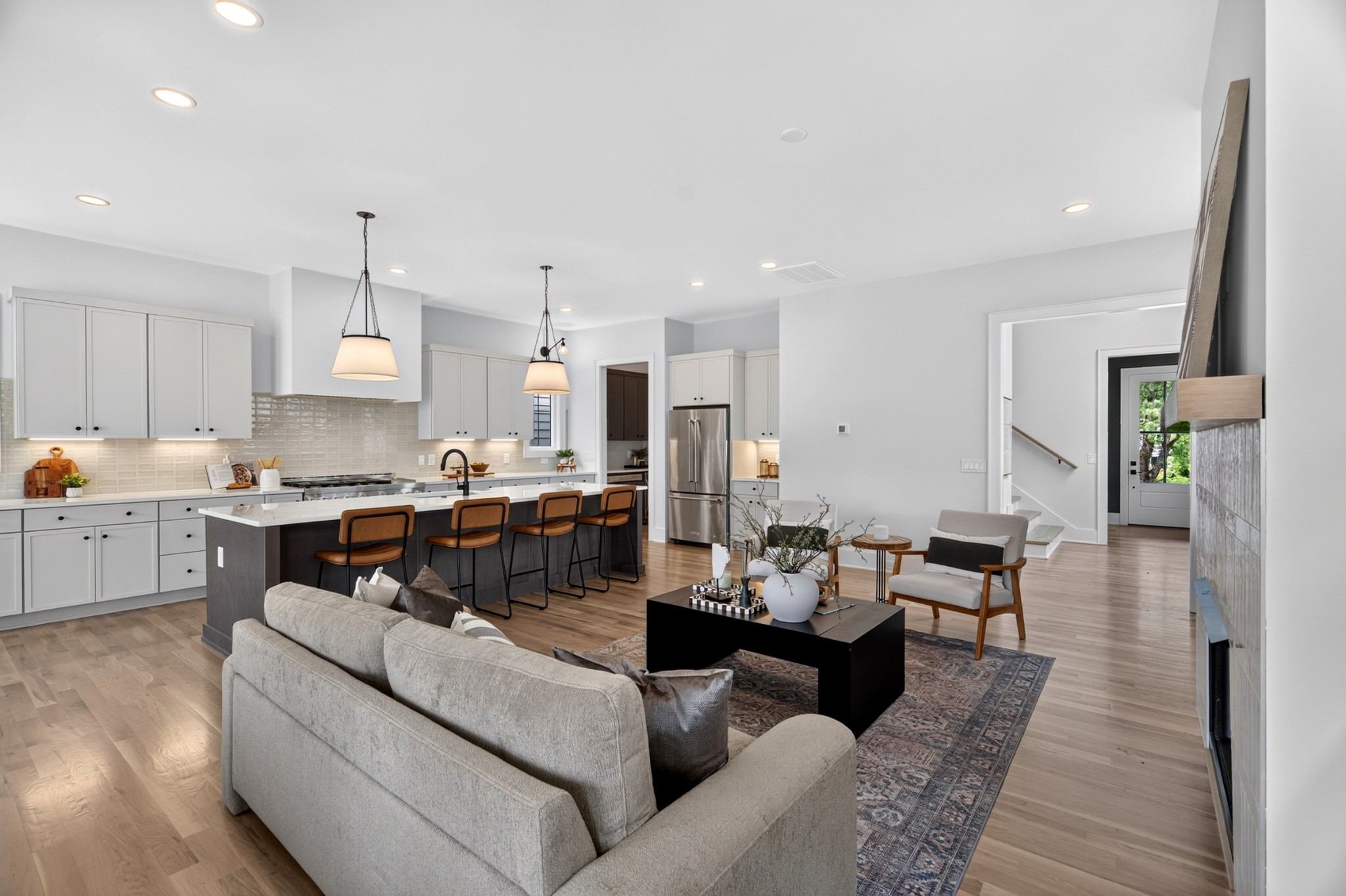 6304 Henry Ford Dr Unit: B