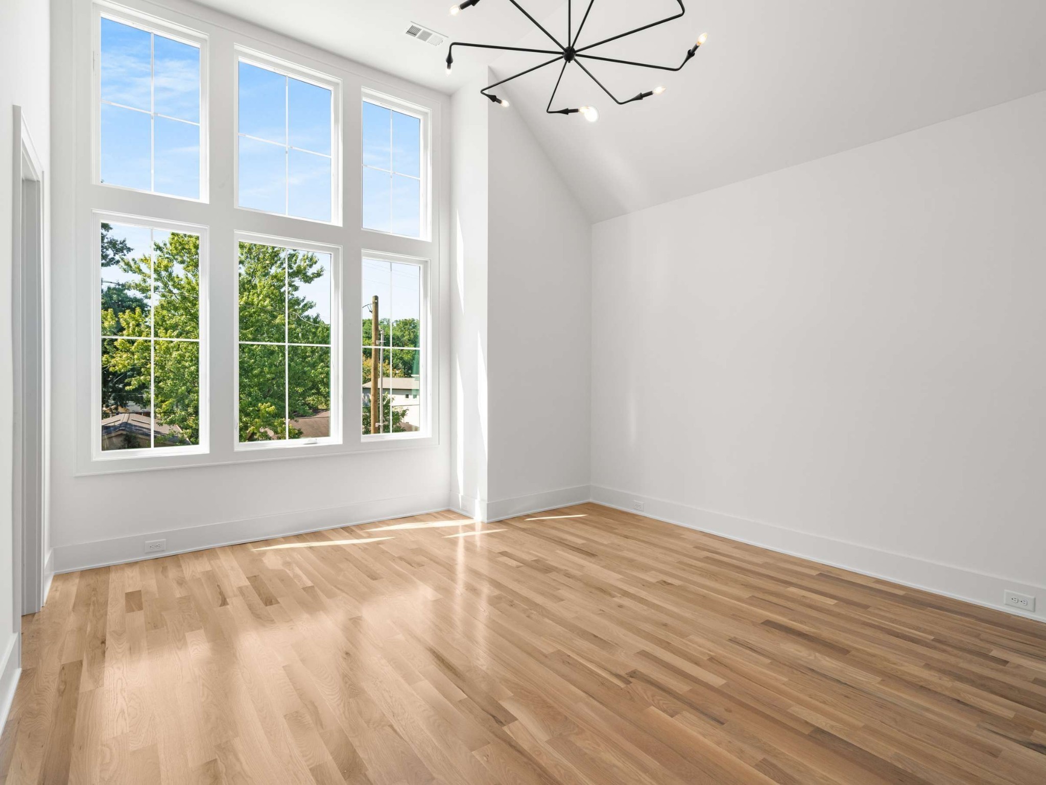 6304 Henry Ford Dr Unit: B