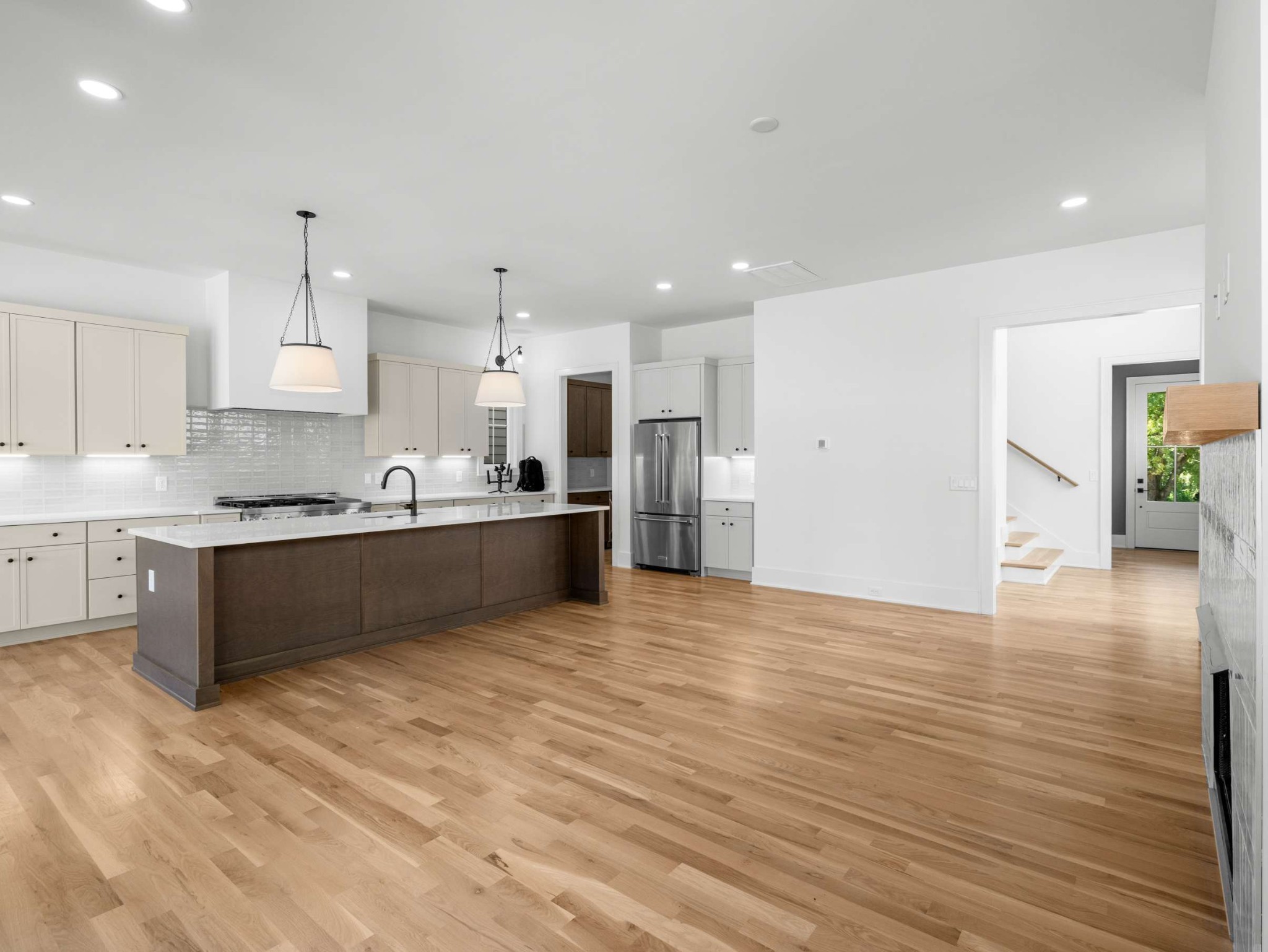 6304 Henry Ford Dr Unit: B