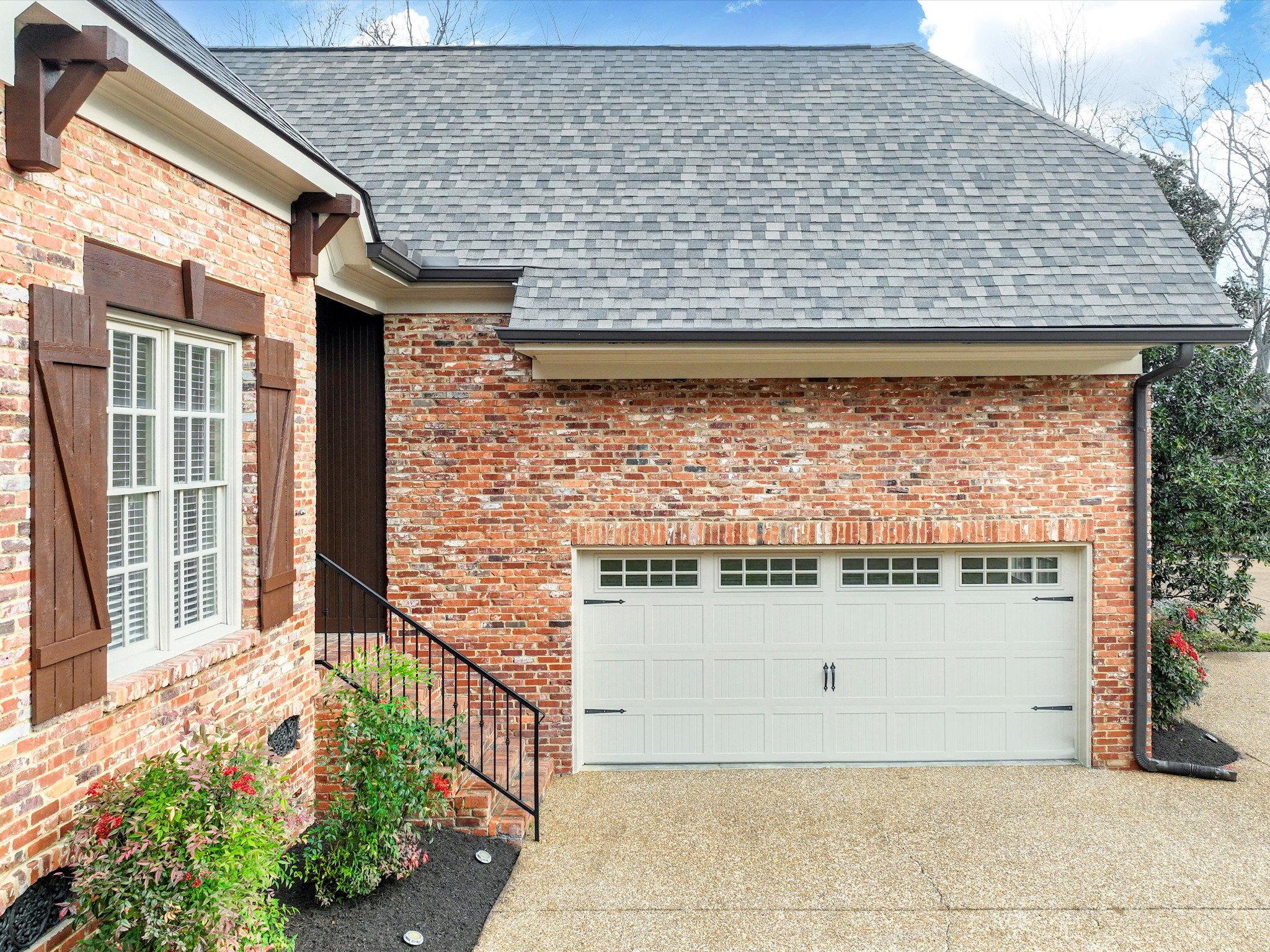5906 Old Harding Pike