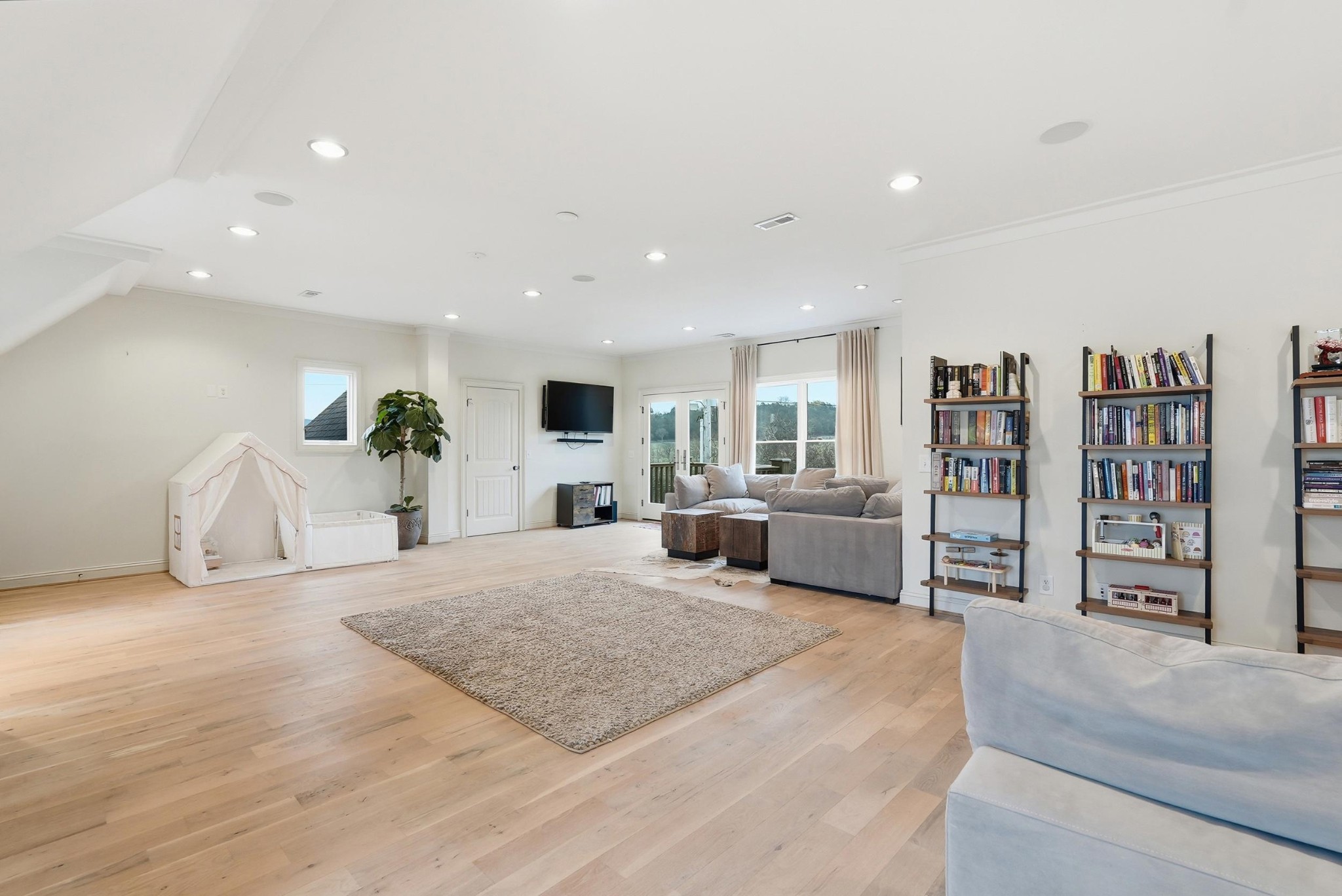 126 Trousdale Ferry Pike