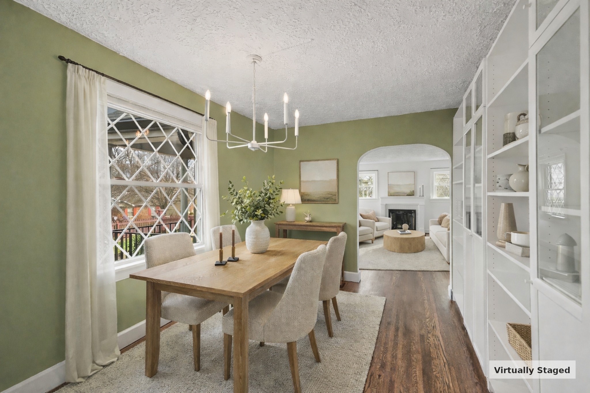 1124 Sunnymeade Dr