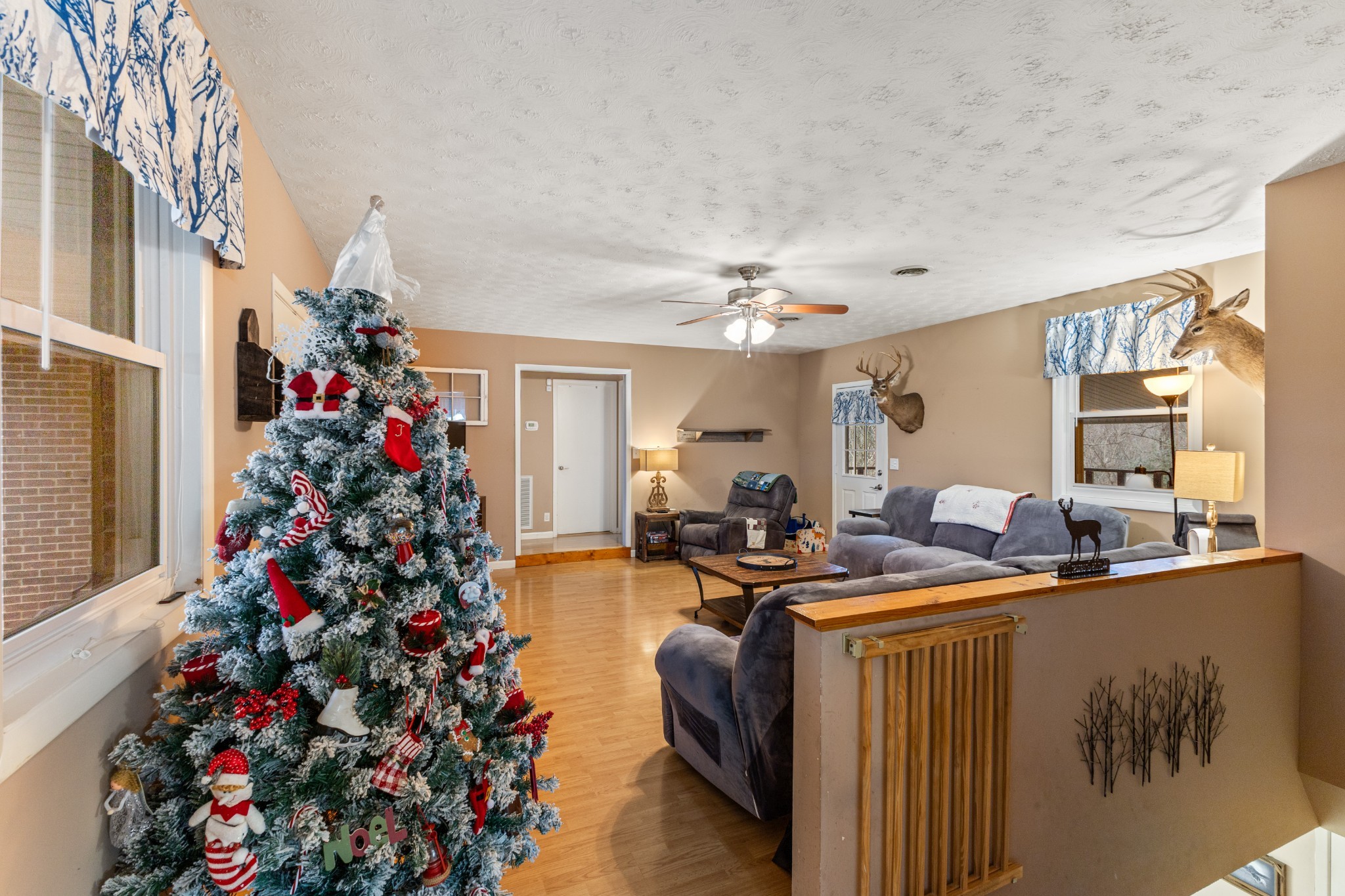 392 Feather Ridge Rd