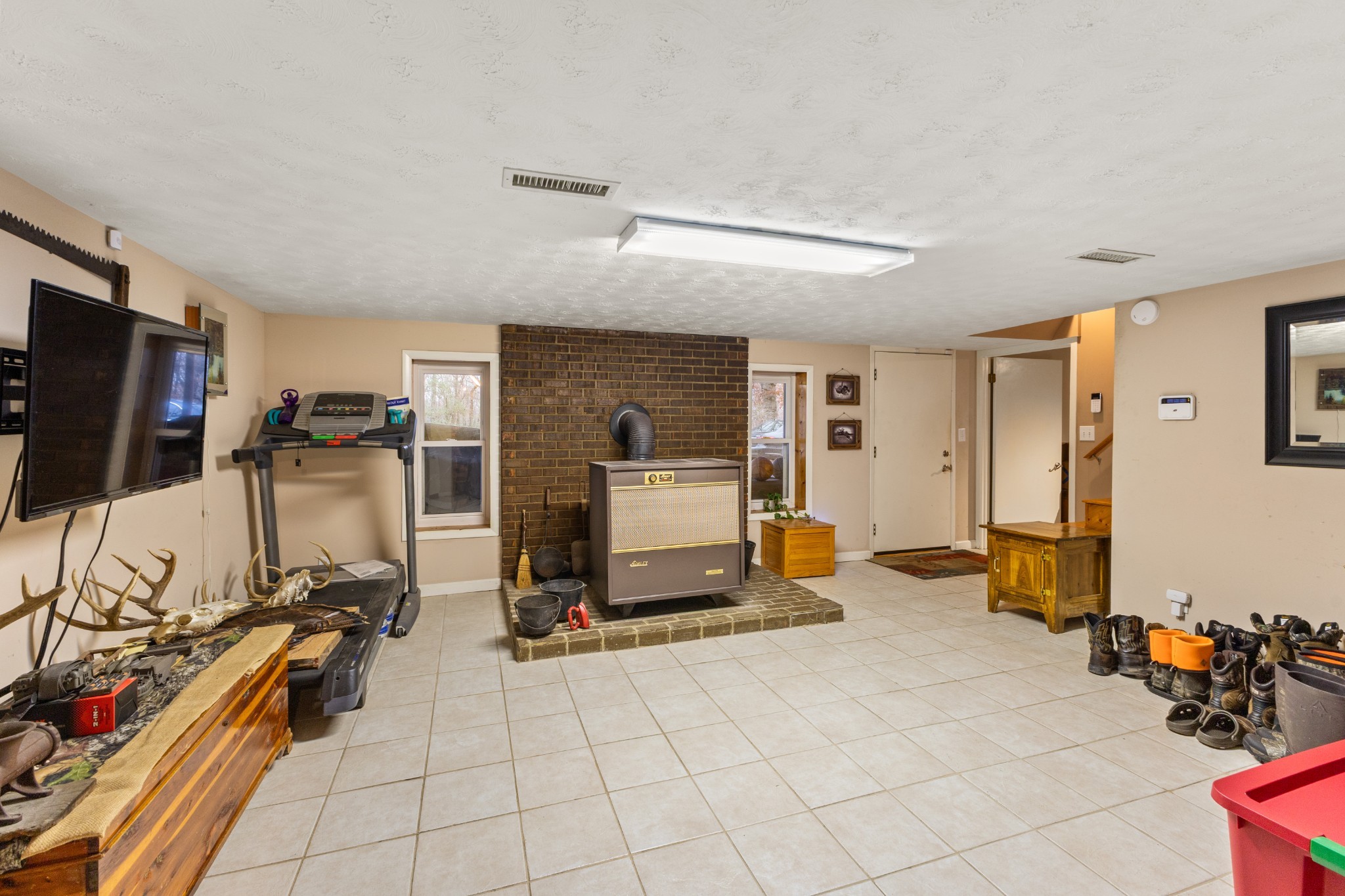 392 Feather Ridge Rd