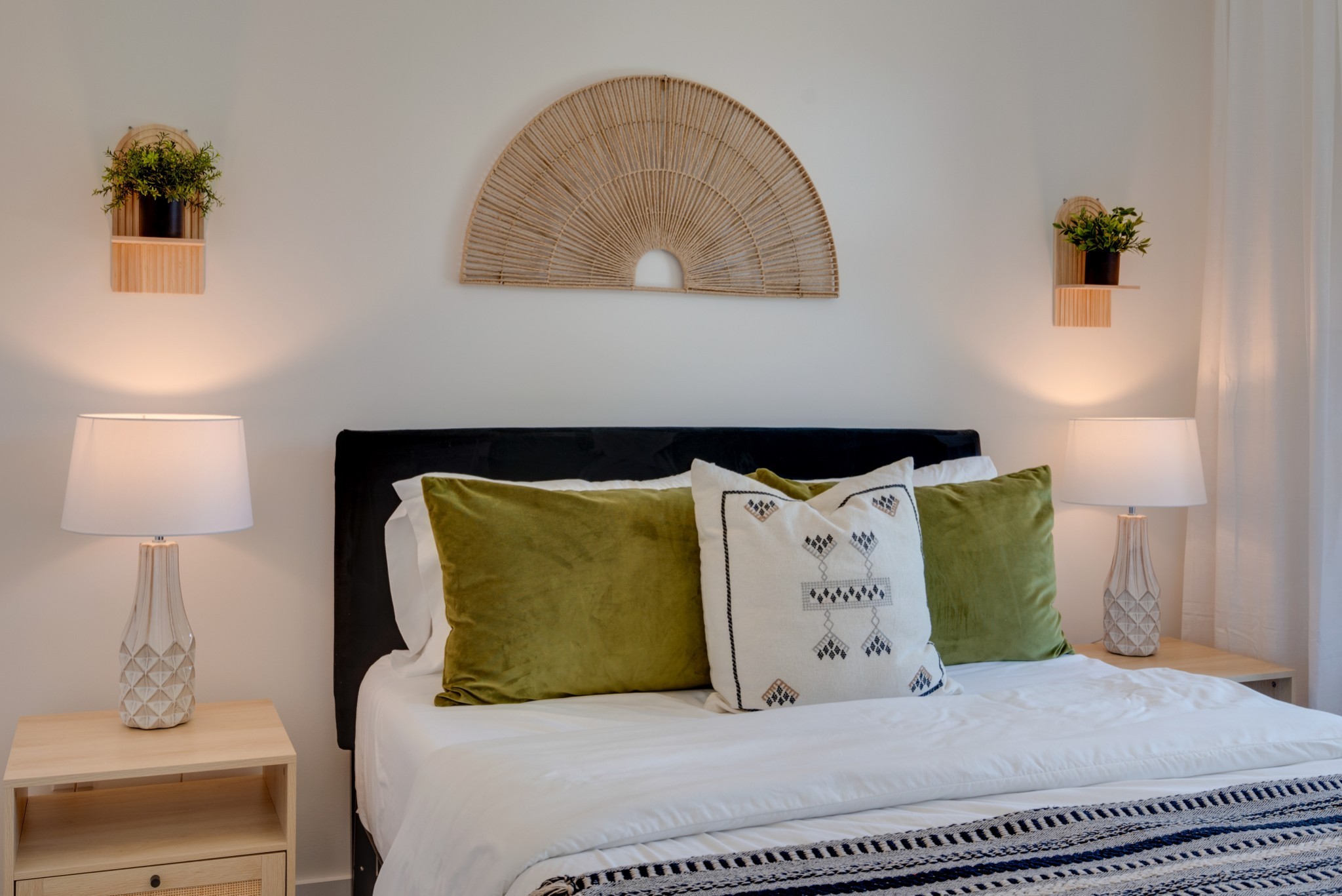 542 Southgate Ave Unit: 215