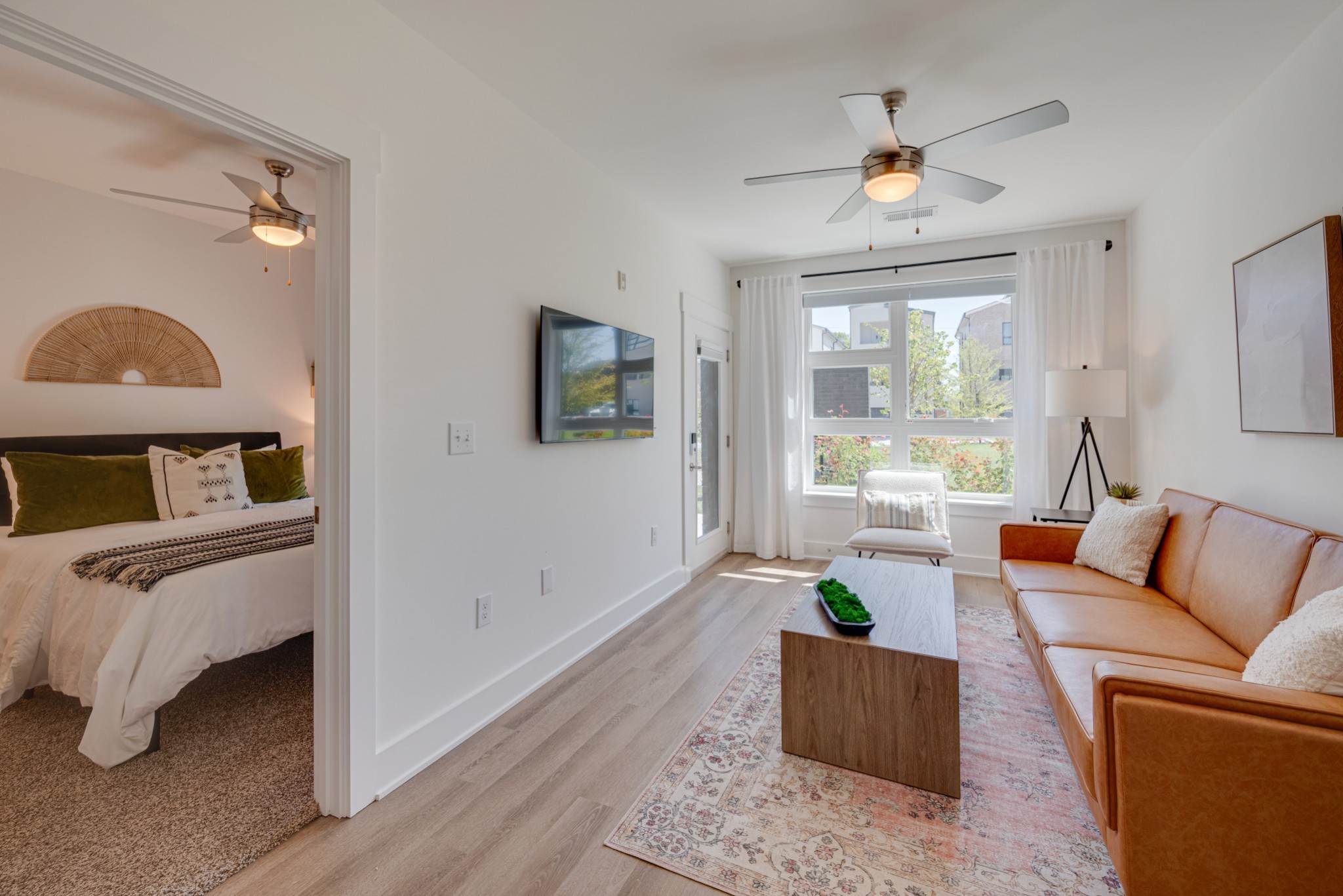 542 Southgate Ave Unit: 215