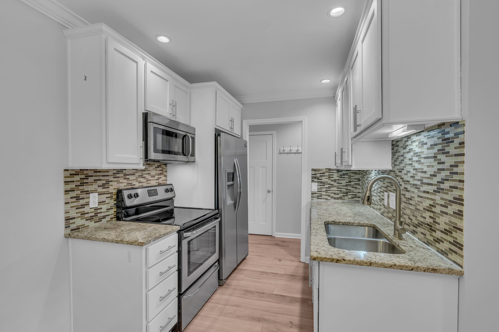 4425 Westlawn Dr Unit: A102