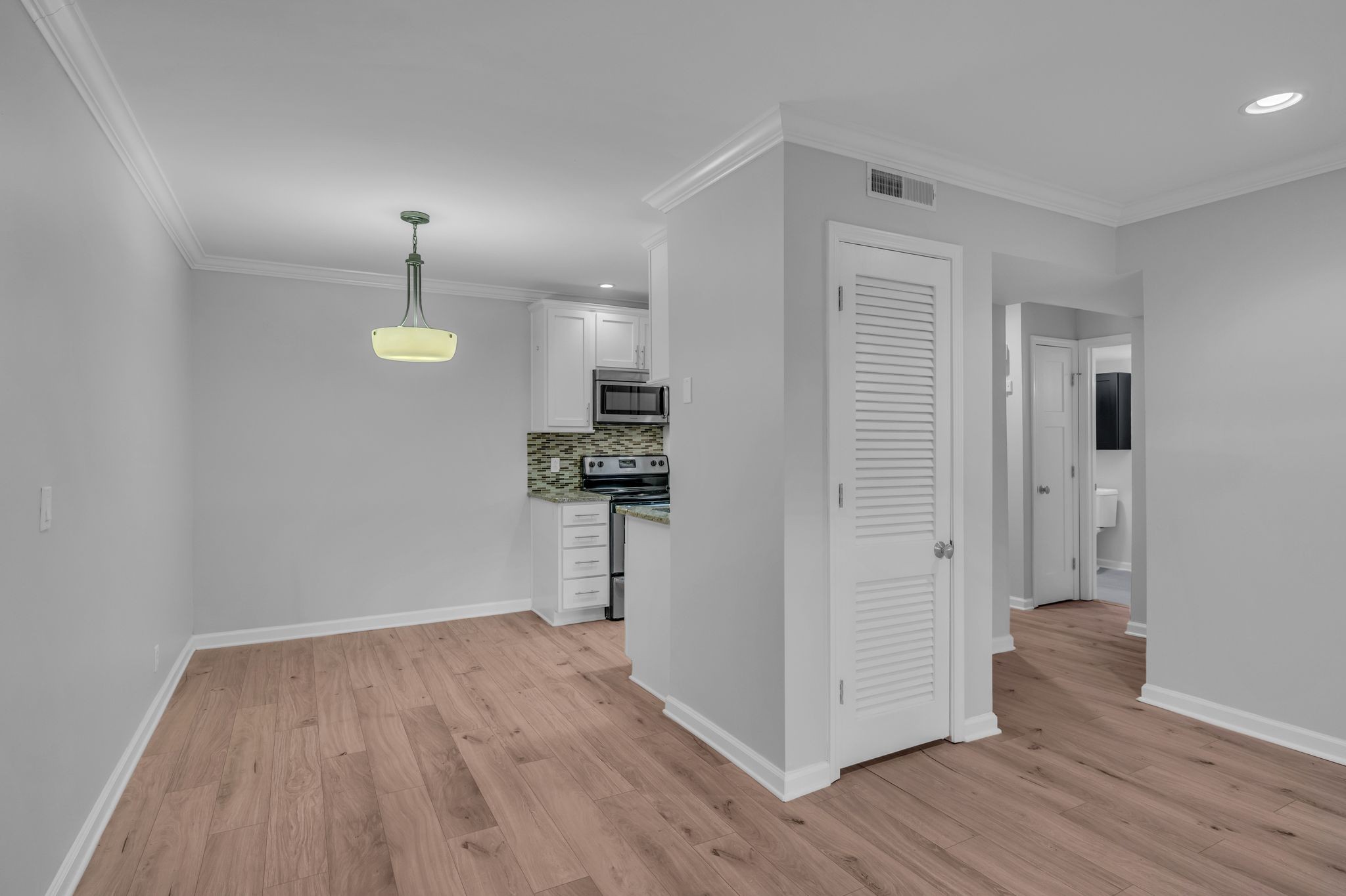 4425 Westlawn Dr Unit: A102