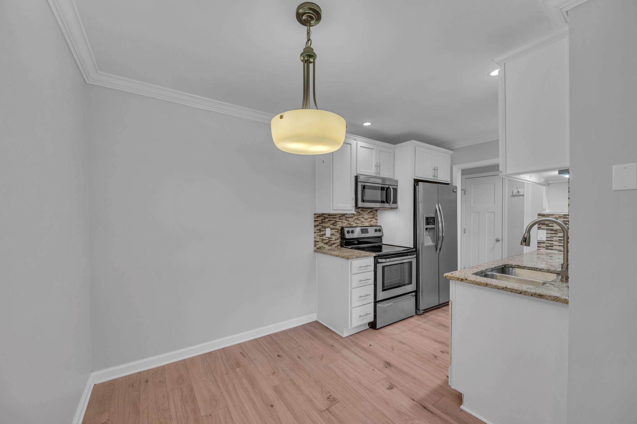 4425 Westlawn Dr Unit: A102