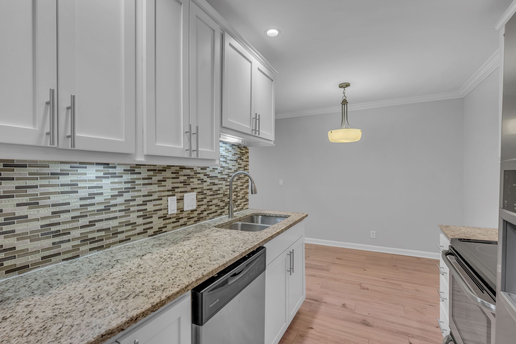 4425 Westlawn Dr Unit: A102