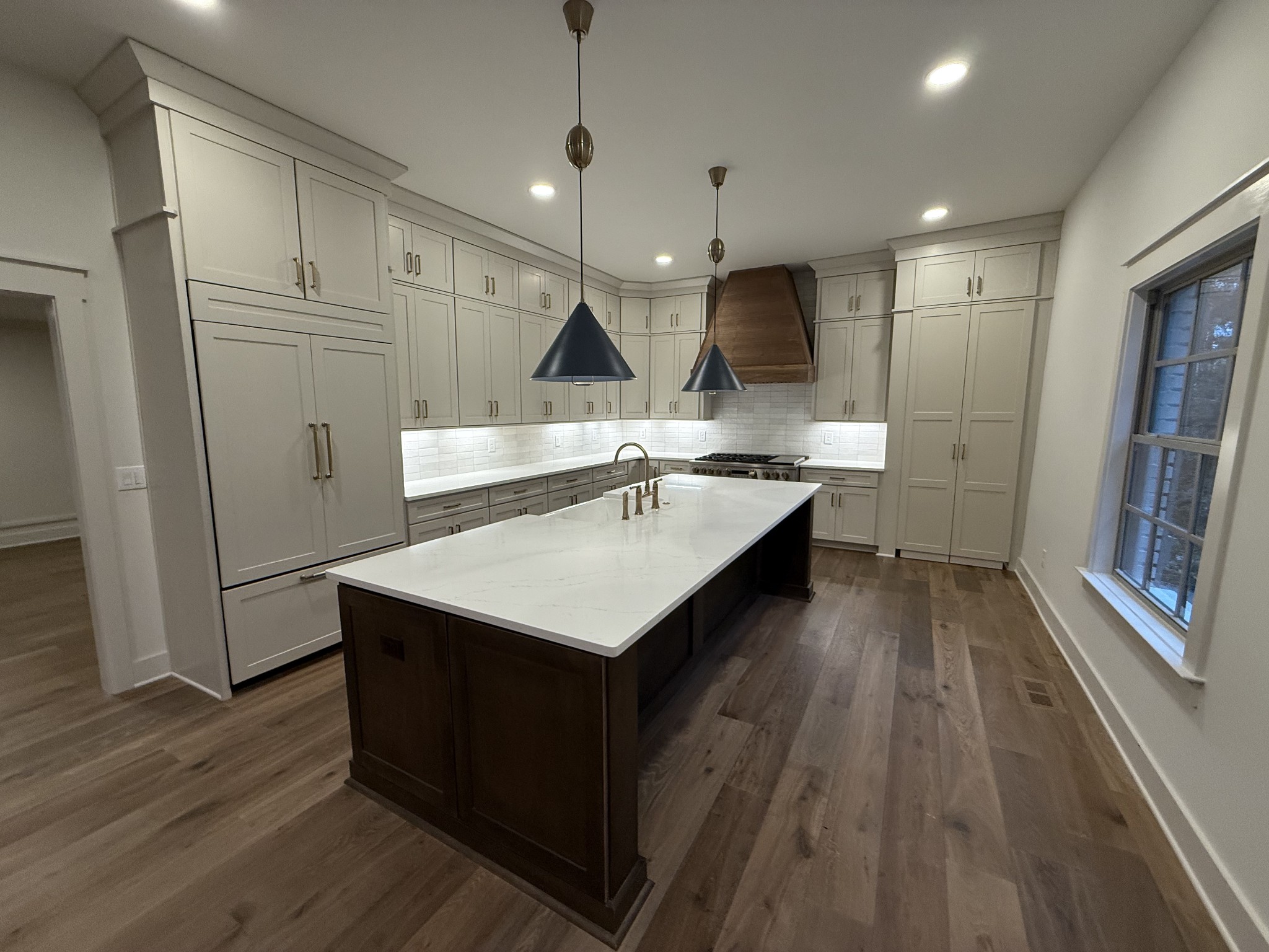 1125 Chickering Park Dr