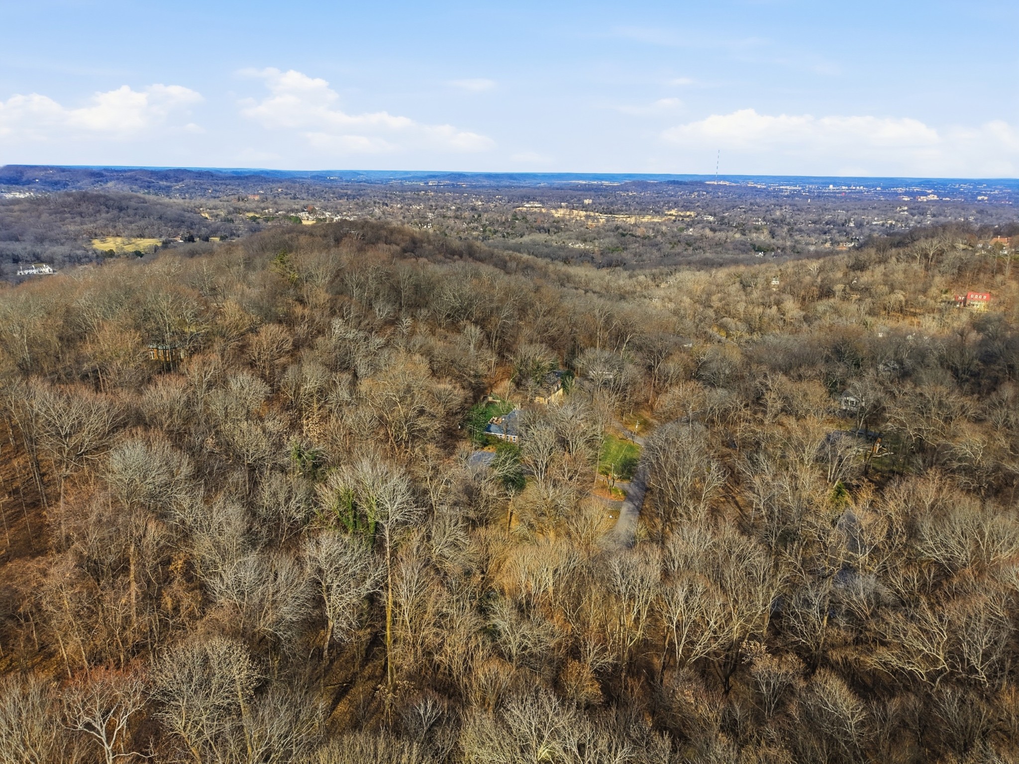 1125 Chickering Park Dr