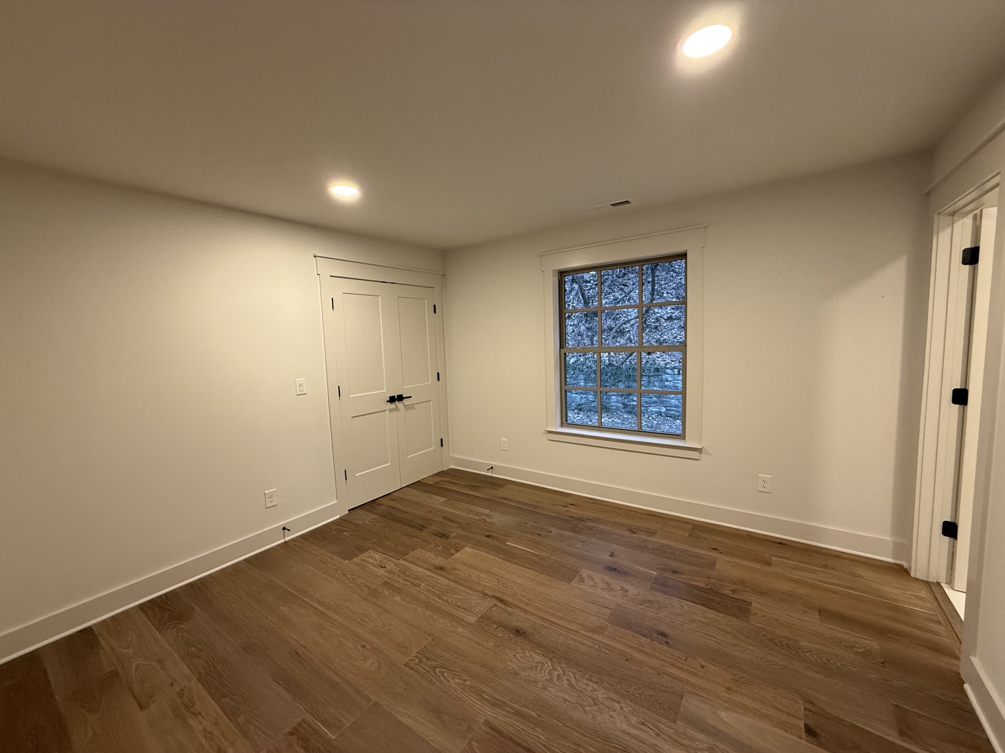 1125 Chickering Park Dr