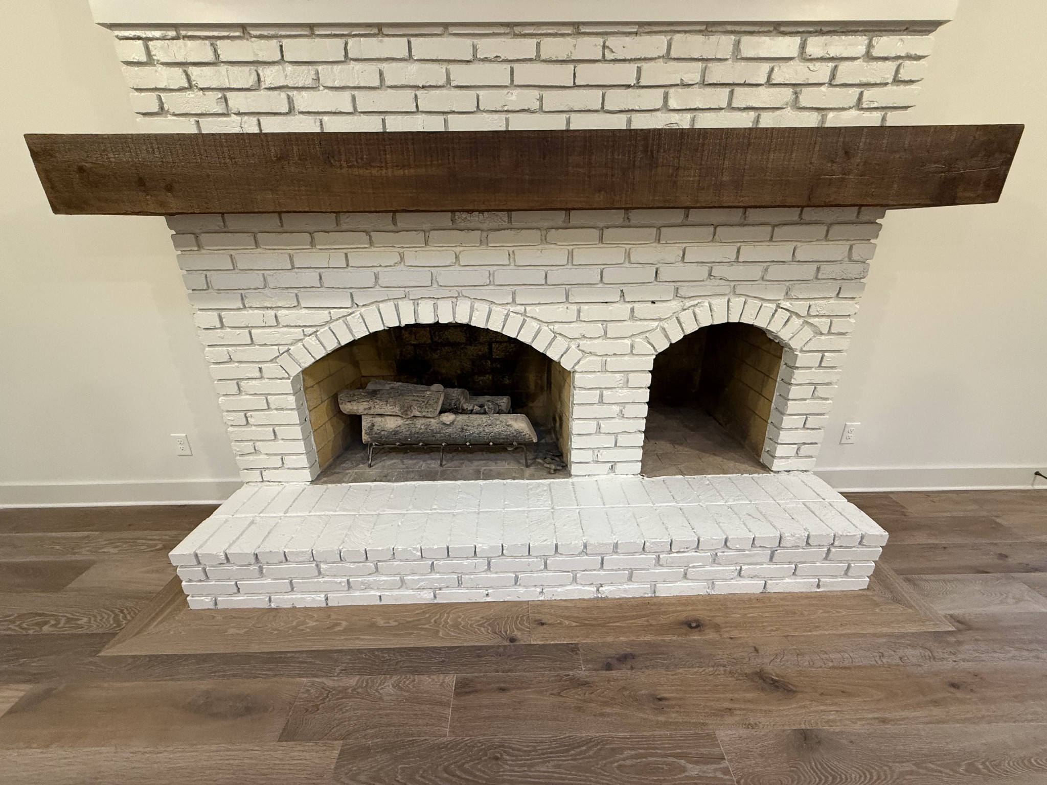 1125 Chickering Park Dr