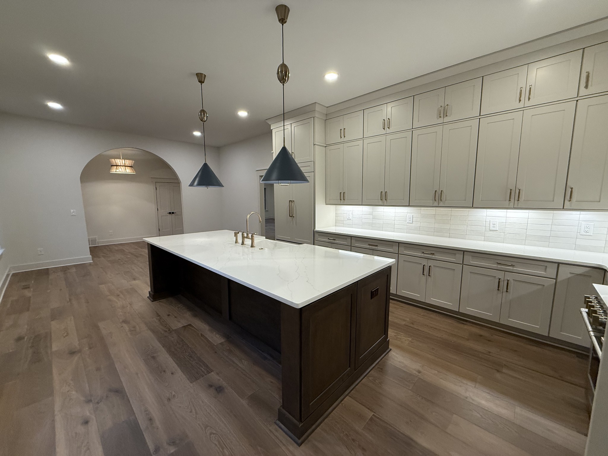 1125 Chickering Park Dr